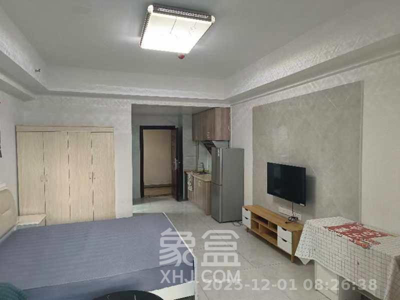 北辰三角洲E4区  1室1厅1卫    1800.0元/月