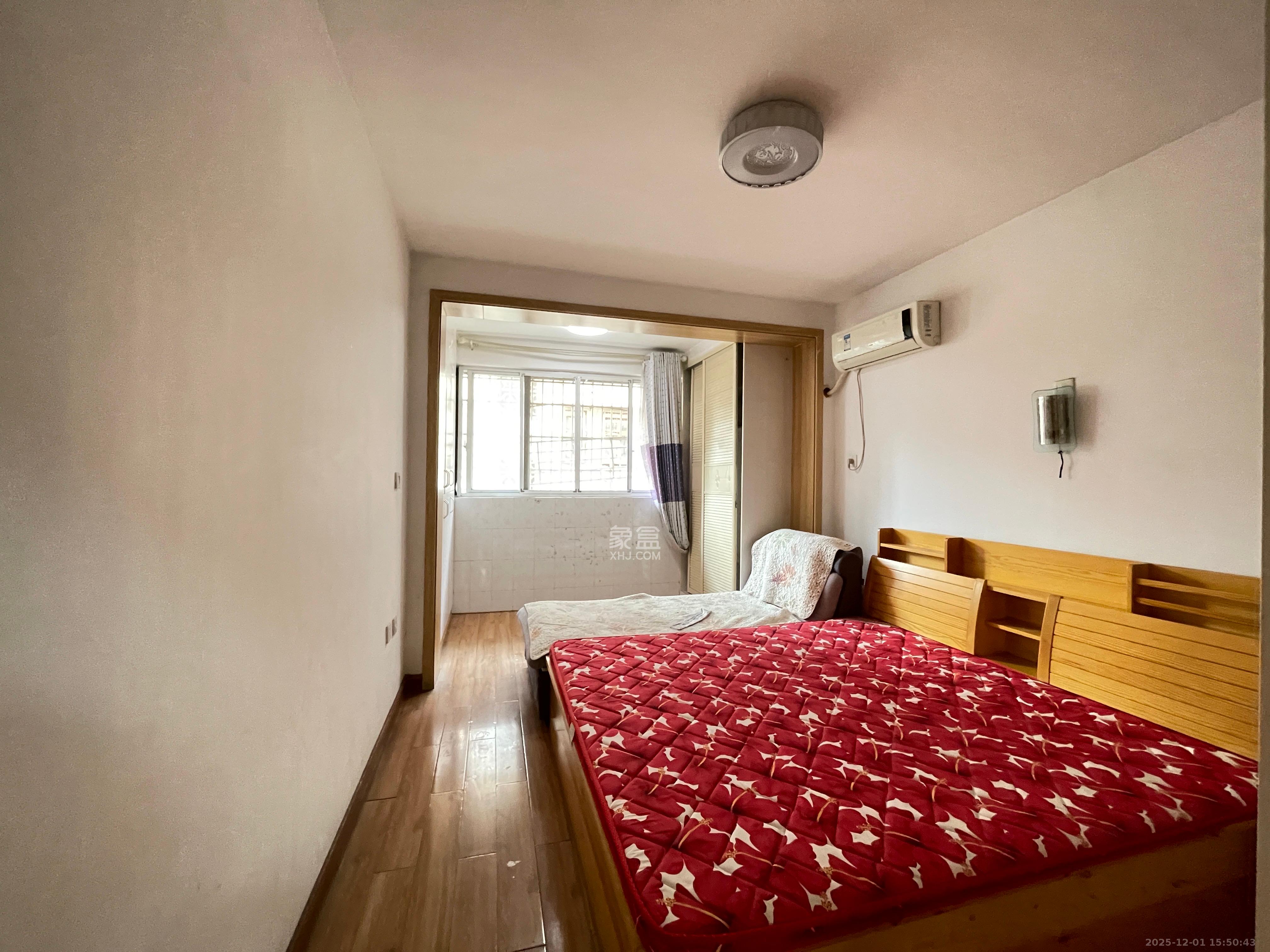 南园小区  2室1厅1卫    1600.0元/月室内图