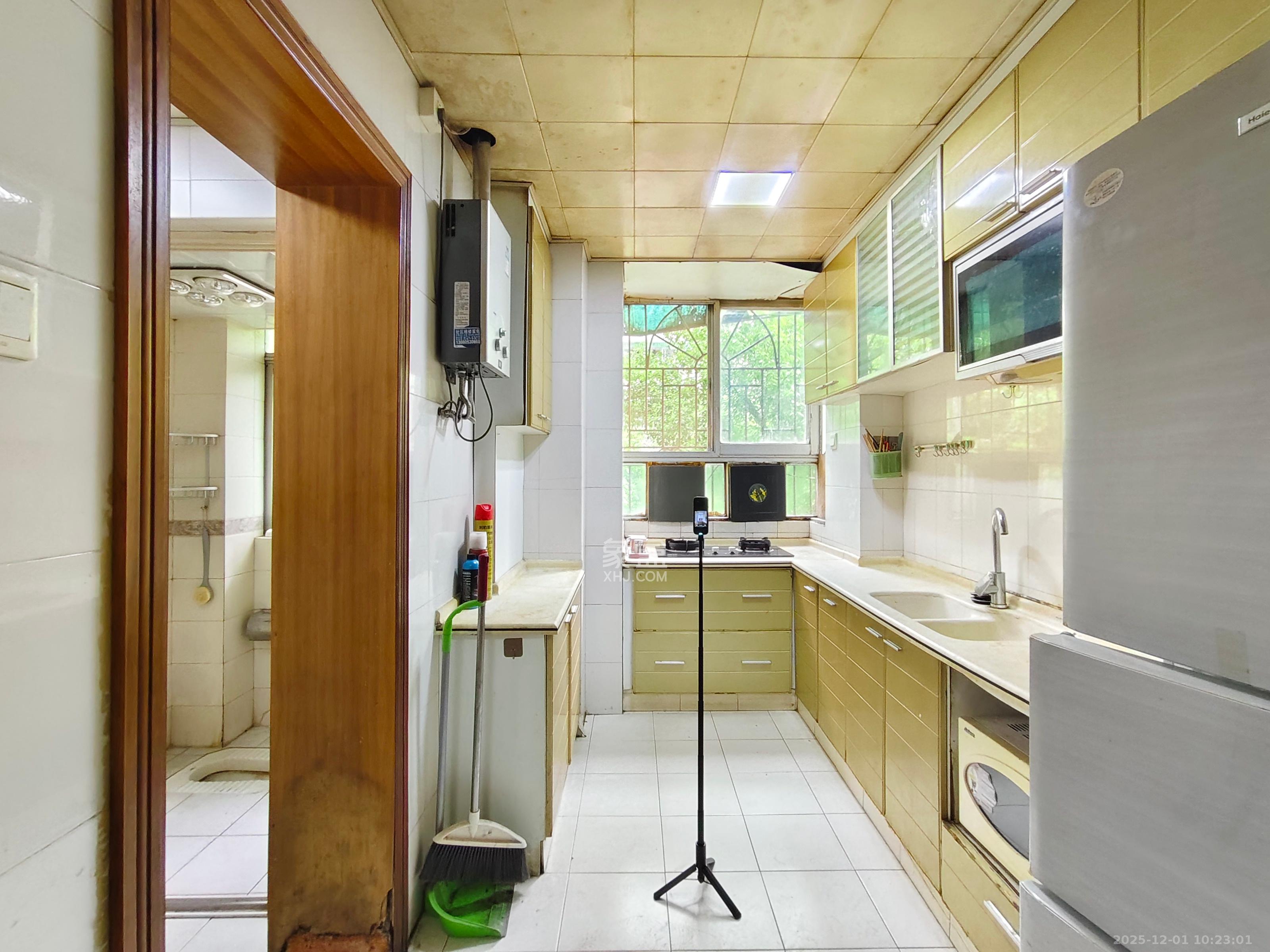 新世纪家园 2室2厅1卫 2000.0元/月 新世纪家园 2室2厅1卫 2000.0元/月室内图