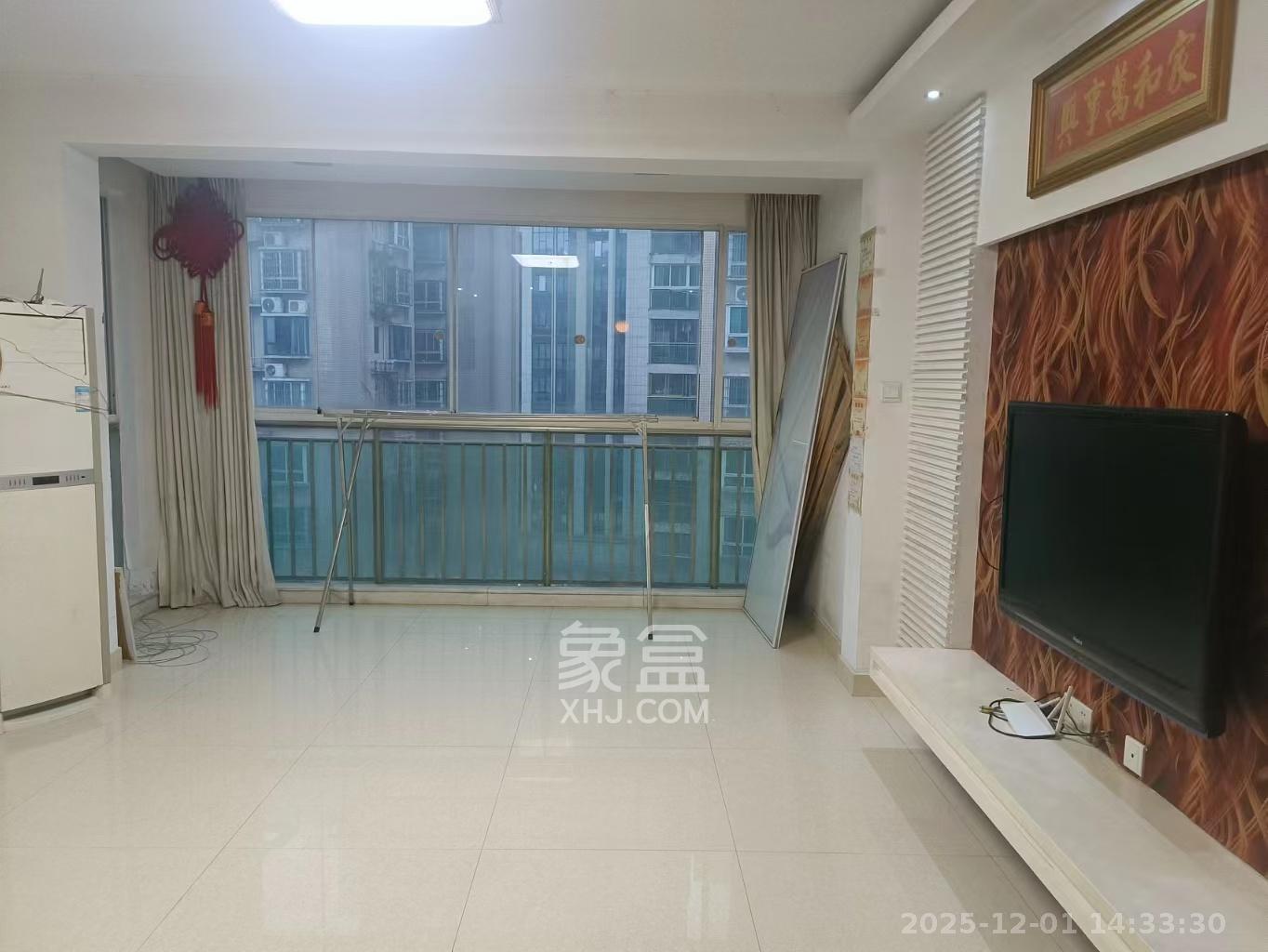 麓谷加州阳光 4室2厅2卫 3000.0元/月 麓谷加州阳光 4室2厅2卫 3000.0元/月室内图