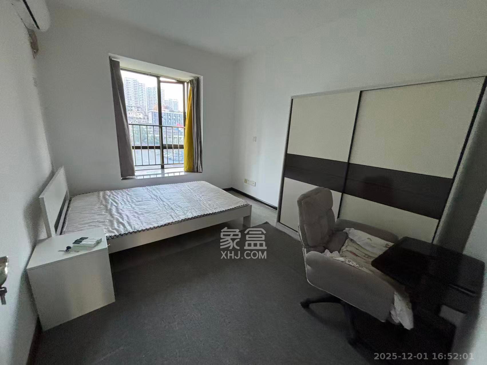 轻盐阳光CEO(轻盐雅苑)(轻奢时代)  3室2厅2卫    2900.0元/月室内图