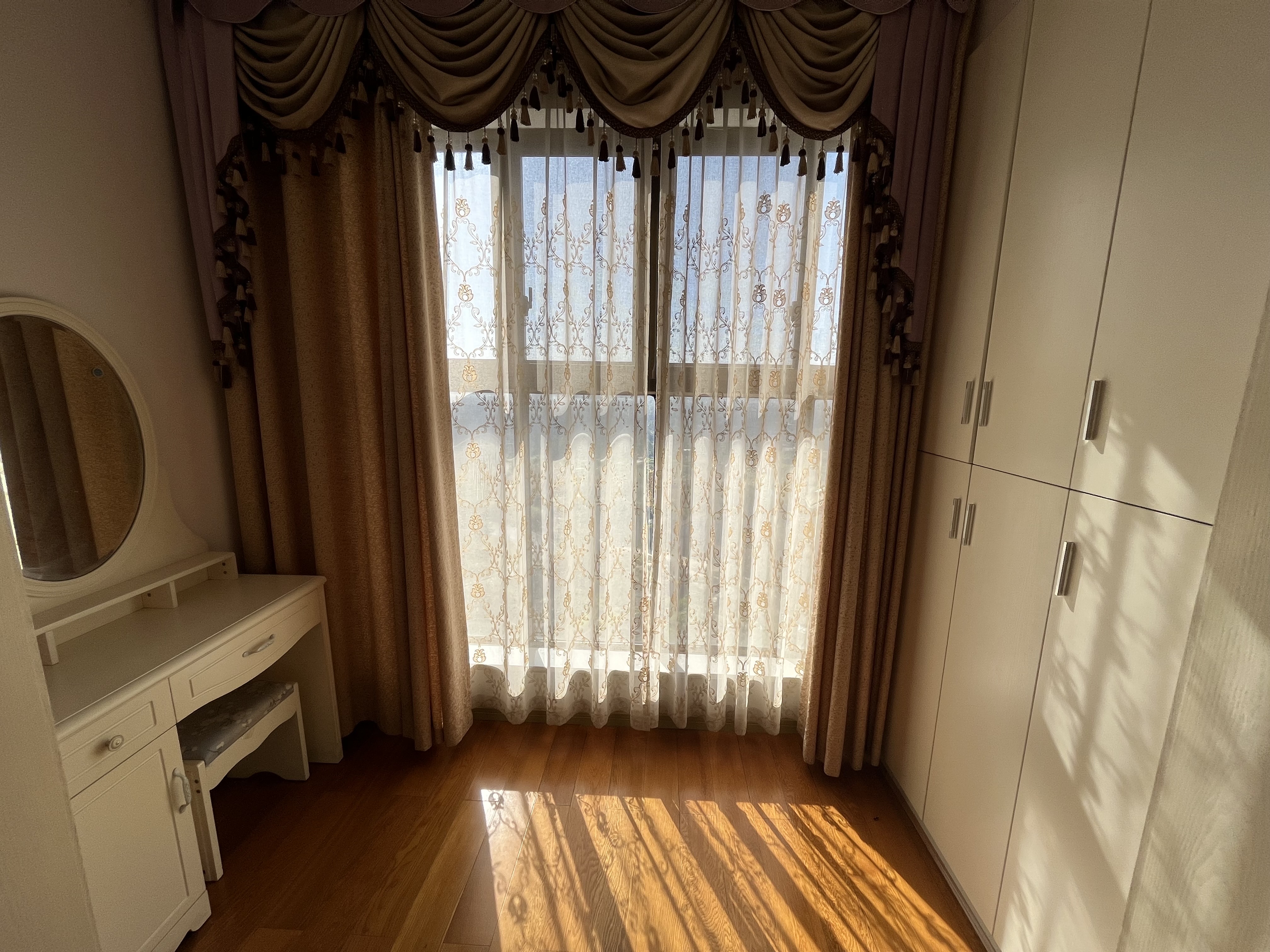 碧桂园 1室1厅1卫 1600.0元/月 碧桂园 1室1厅1卫 1600.0元/月室内图