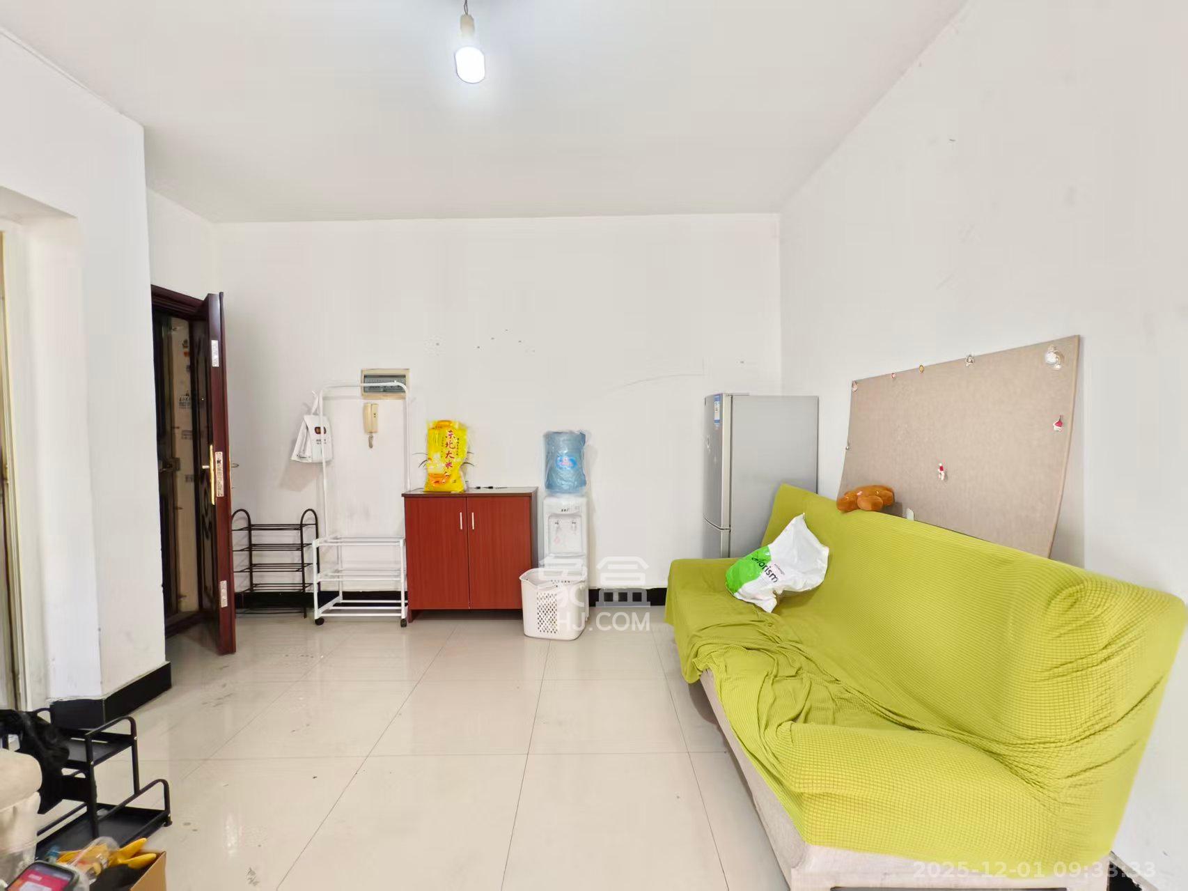 金麓西岸和苑  2室1厅1卫    1600.0元/月