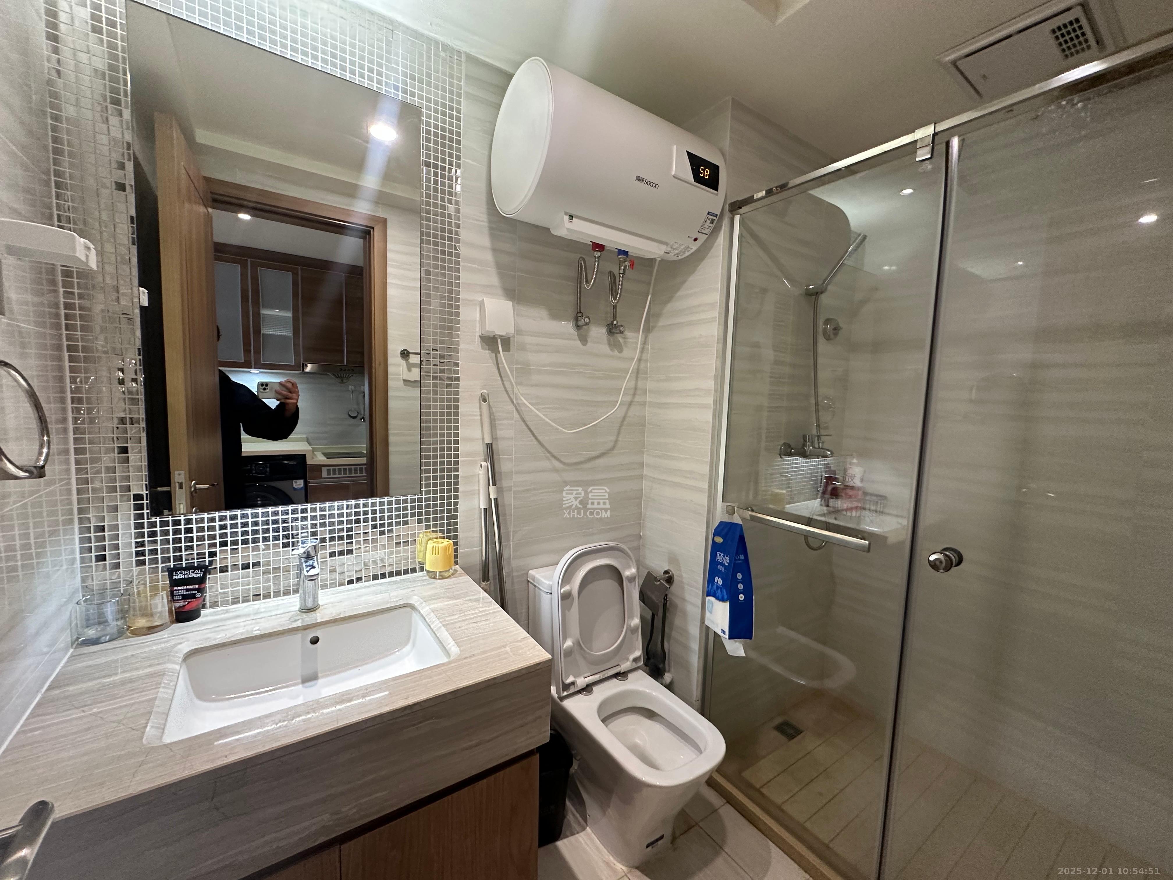 恒大金融广场 1室0厅0卫 1800.0元/月 恒大金融广场 1室0厅0卫 1800.0元/月室内图