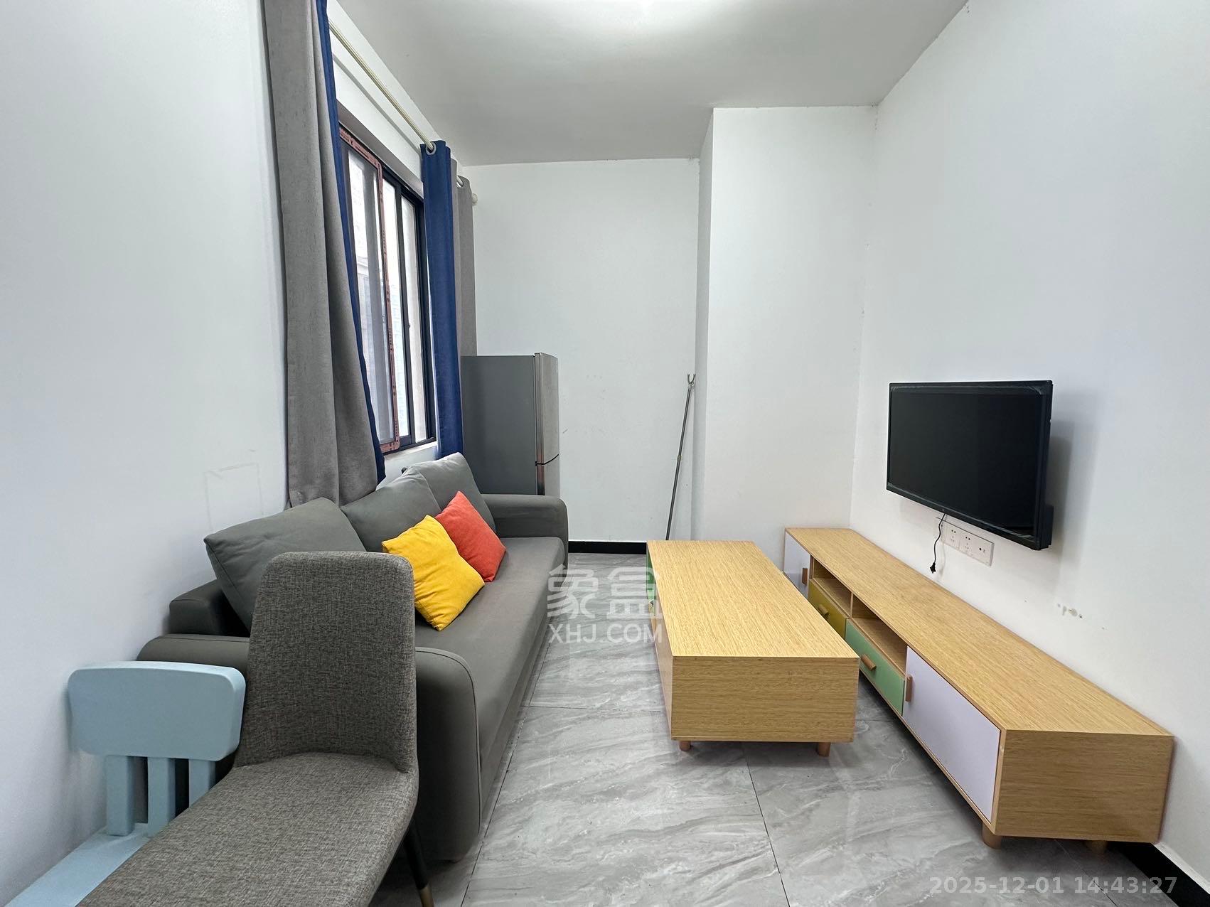 湘江世纪城悦江苑  1室1厅1卫    1800.0元/月室内图