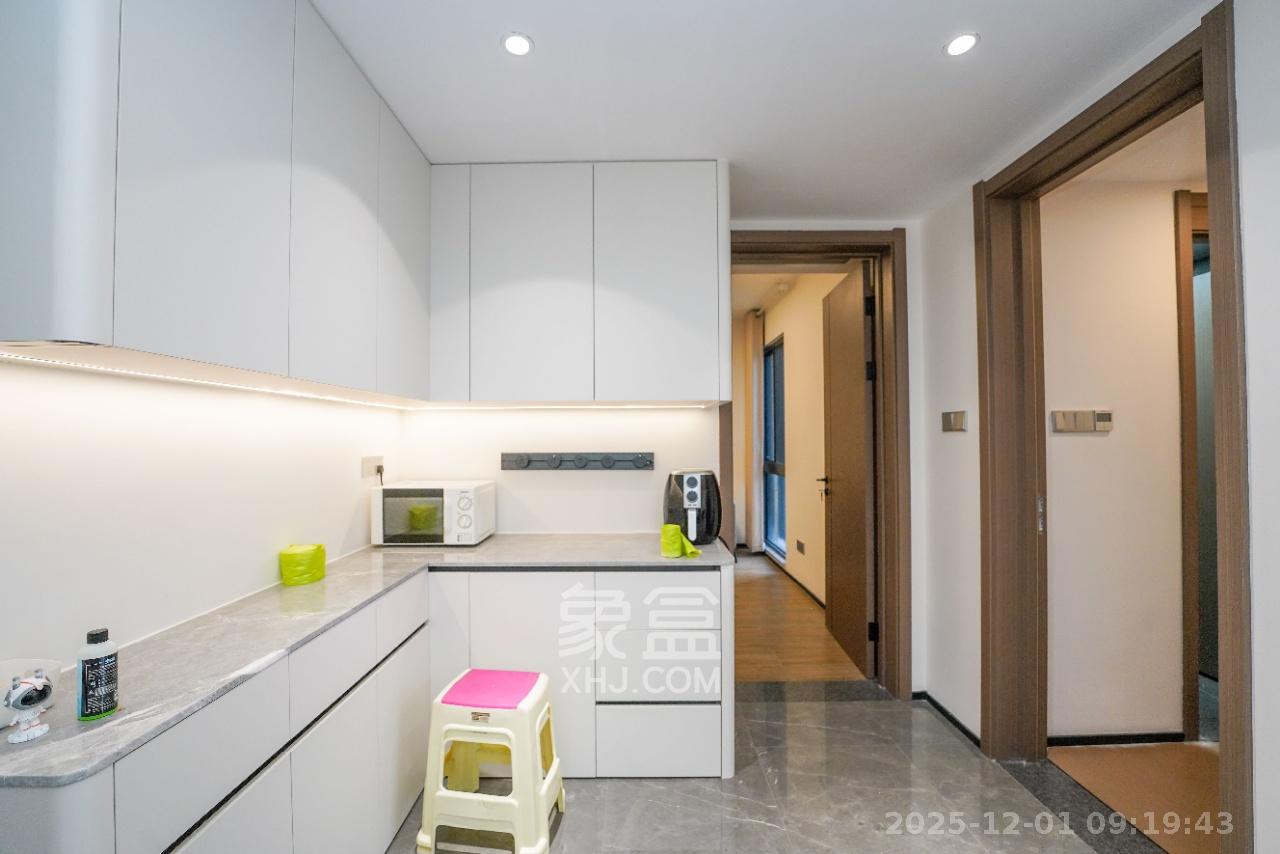 中海寰宇天下 3室2厅2卫 3800.0元/月 中海寰宇天下 3室2厅2卫 3800.0元/月室内图