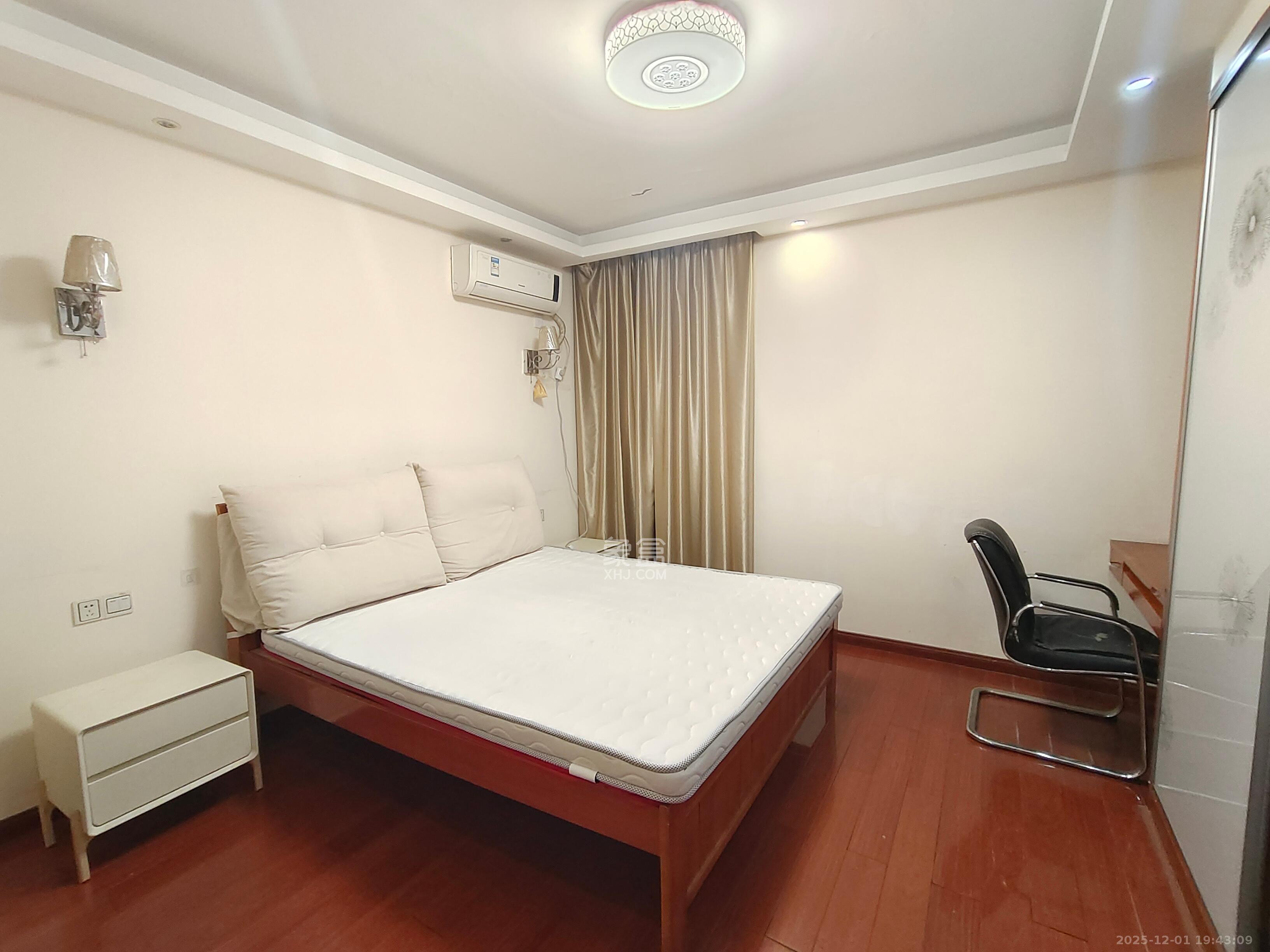 凯通国际城(凯通朝庭) 2室1厅1卫 3200.0元/月 凯通国际城(凯通朝庭) 2室1厅1卫 3200.0元/月室内图