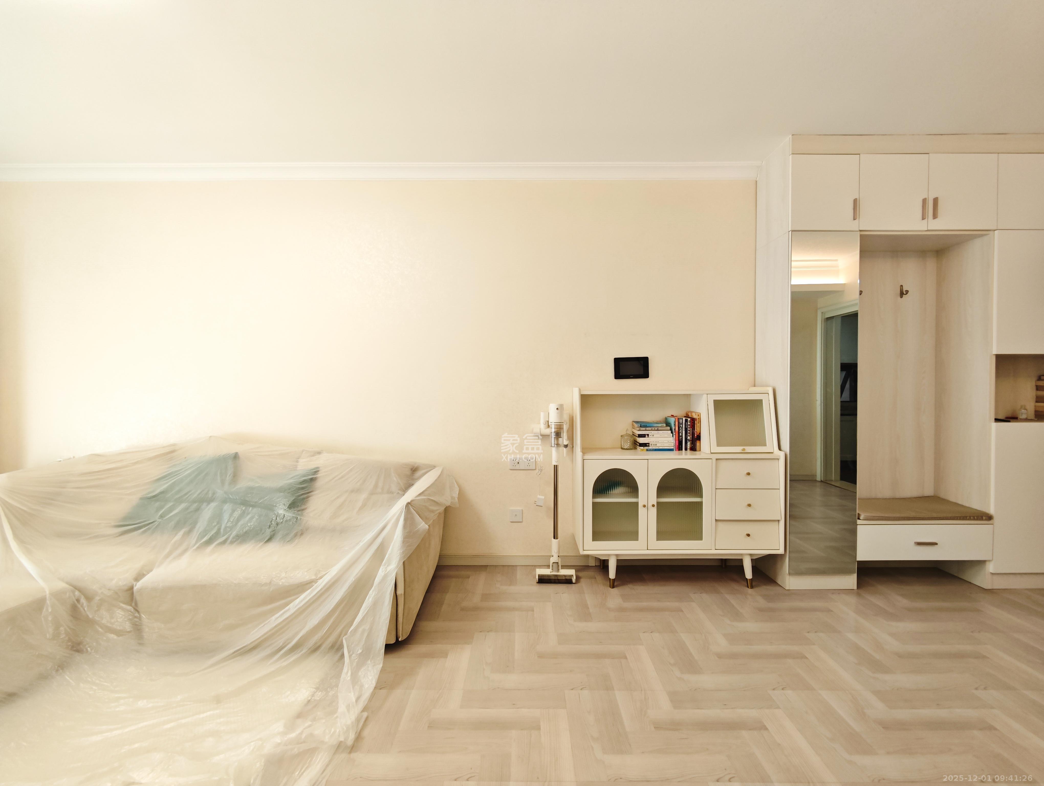 万科魅力之城锋镜里  3室2厅2卫    103.0万