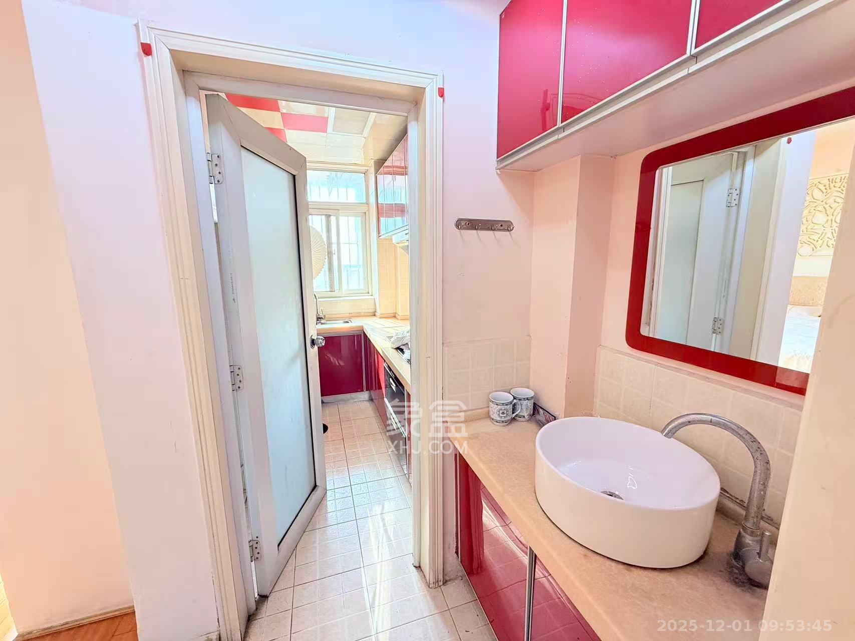 金碧文华 1室1厅1卫 1500.0元/月 金碧文华 1室1厅1卫 1500.0元/月室内图