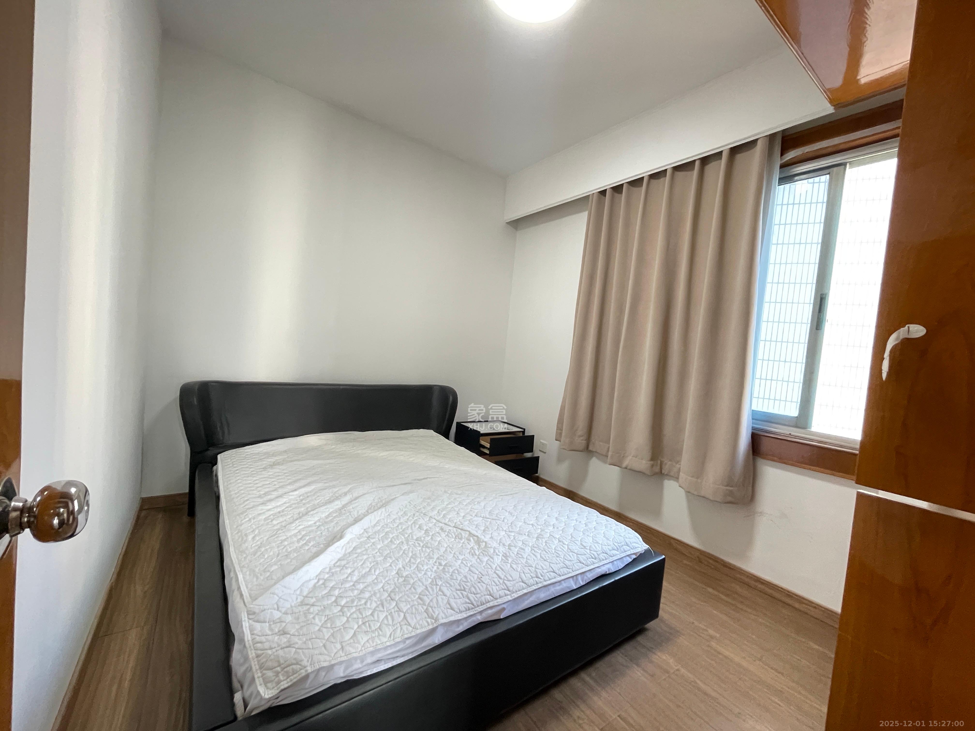 长沙市烟草专卖局单位宿舍  3室2厅1卫    2600.0元/月室内图