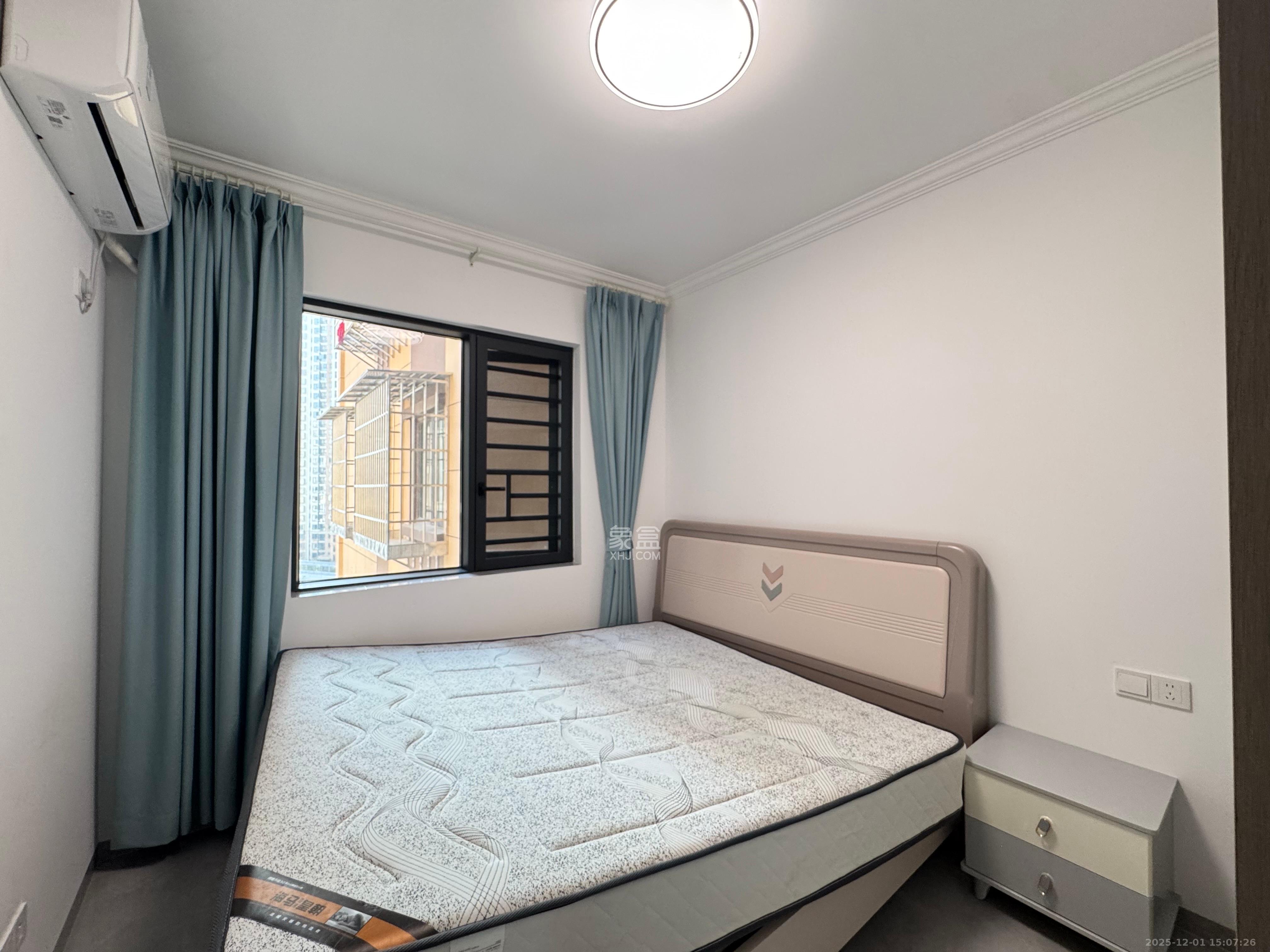 和景家园一期 3室1厅1卫 2400.0元/月 和景家园一期 3室1厅1卫 2400.0元/月室内图