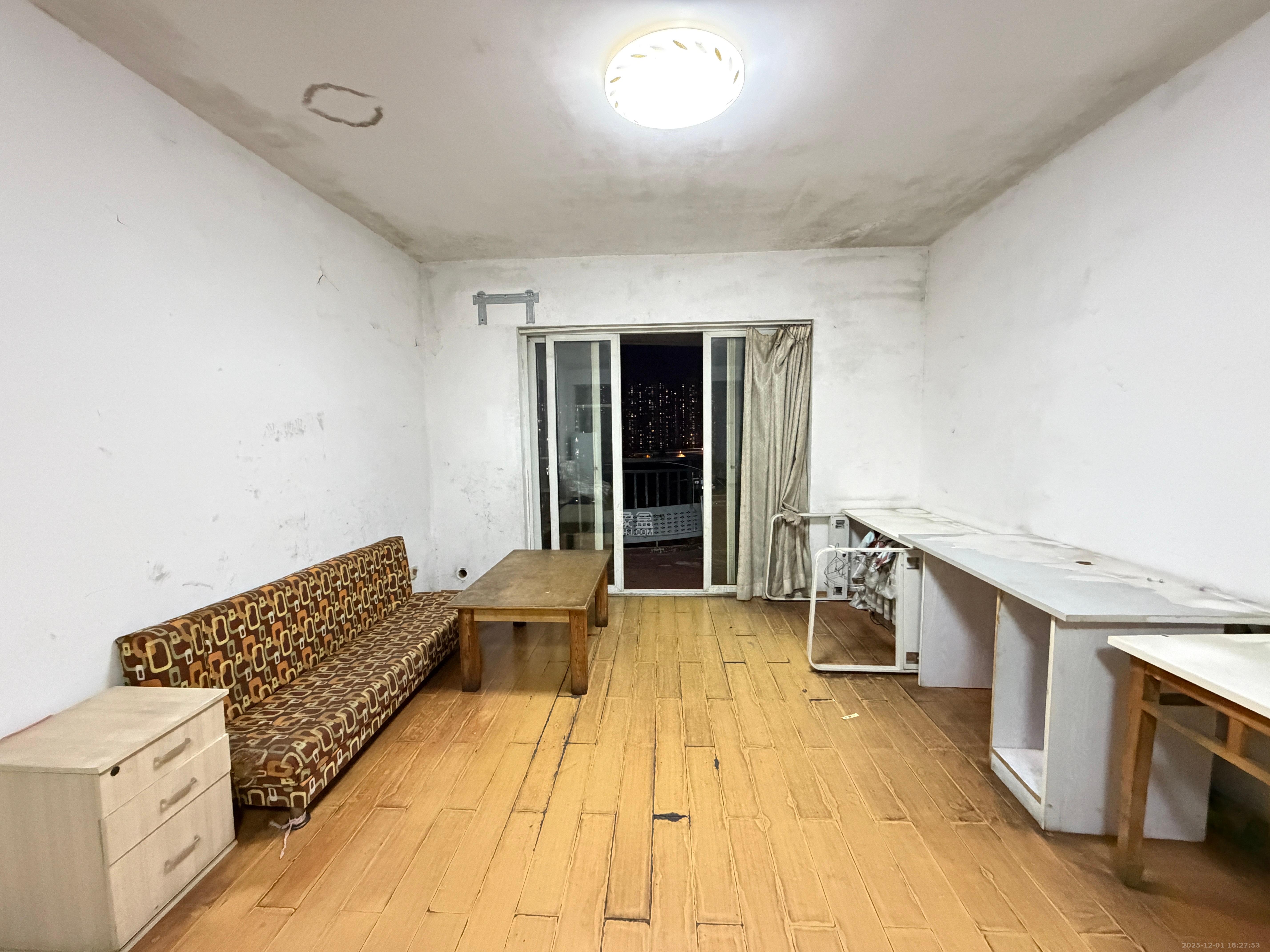 世景华庭 2室2厅1卫 1200.0元/月 世景华庭 2室2厅1卫 1200.0元/月室内图