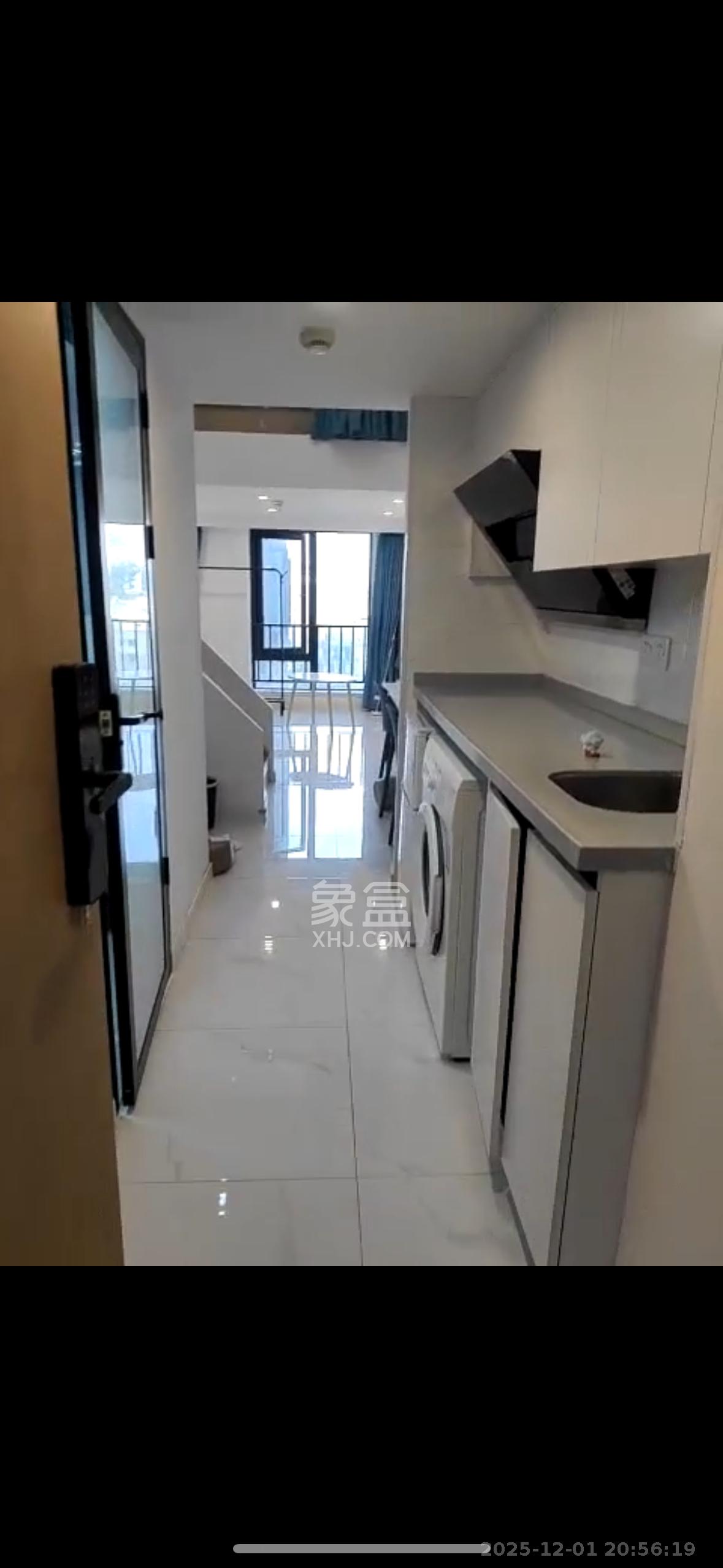 卓越江岸  2室1厅1卫    2000.0元/月