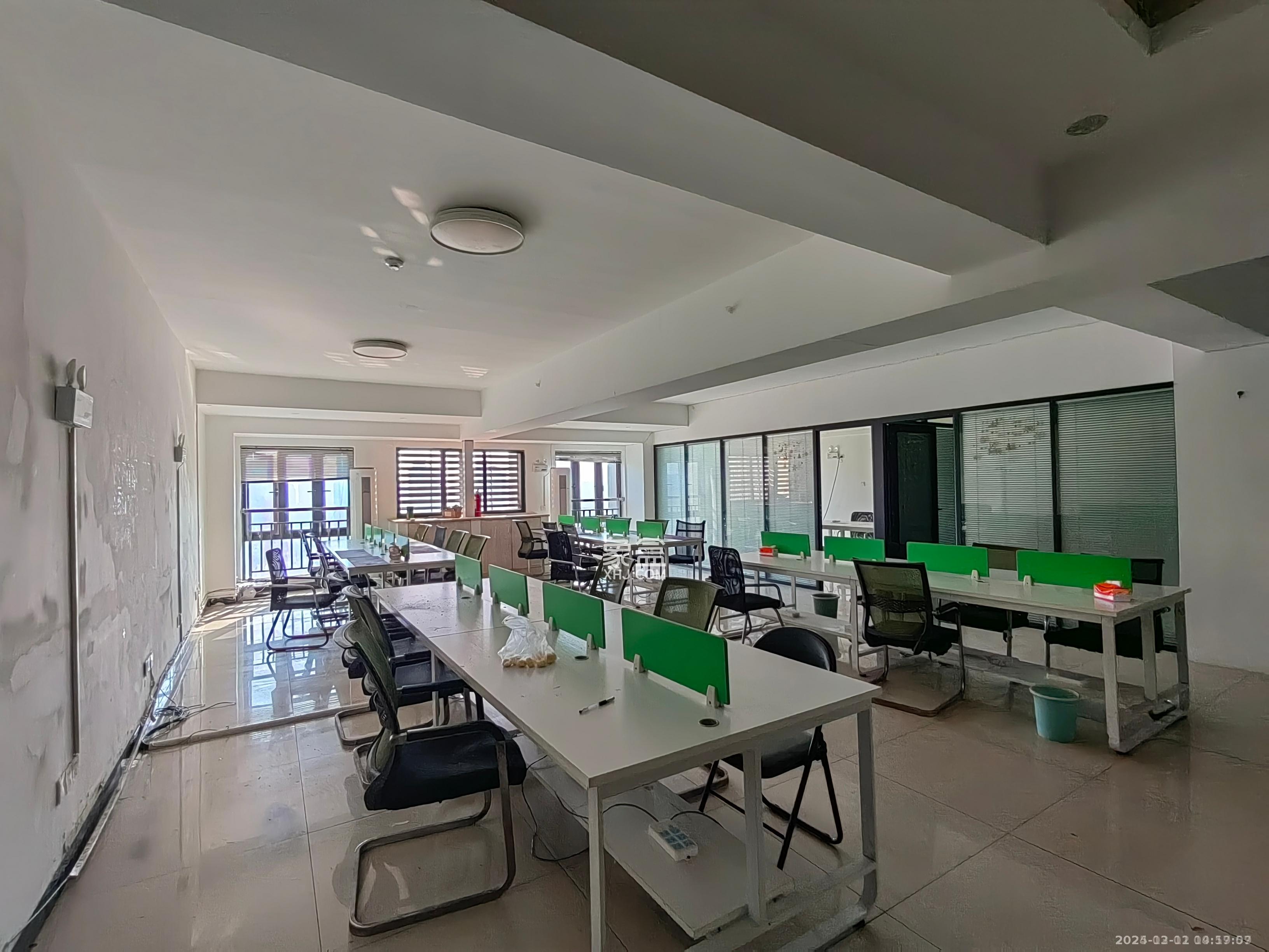 星大峰汇商务楼 3室1厅2卫 6750.0元/月 星大峰汇商务楼 3室1厅2卫 6750.0元/月室内图