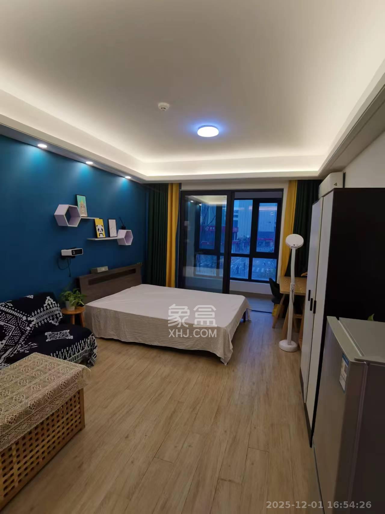 中海阅江府 1室1厅1卫 2100.0元/月 中海阅江府 1室1厅1卫 2100.0元/月室内图