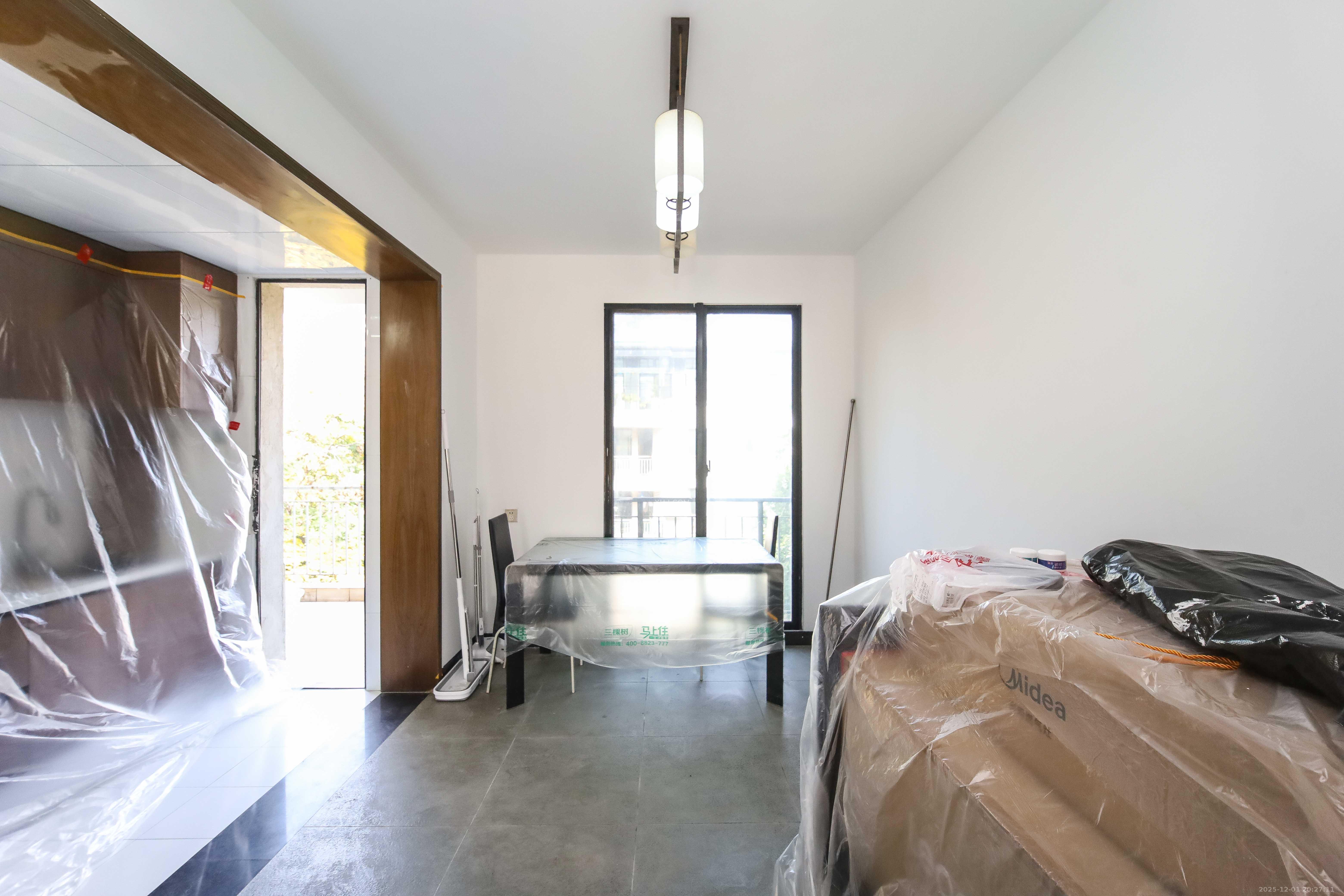 西街花园  3室2厅2卫    119.8万