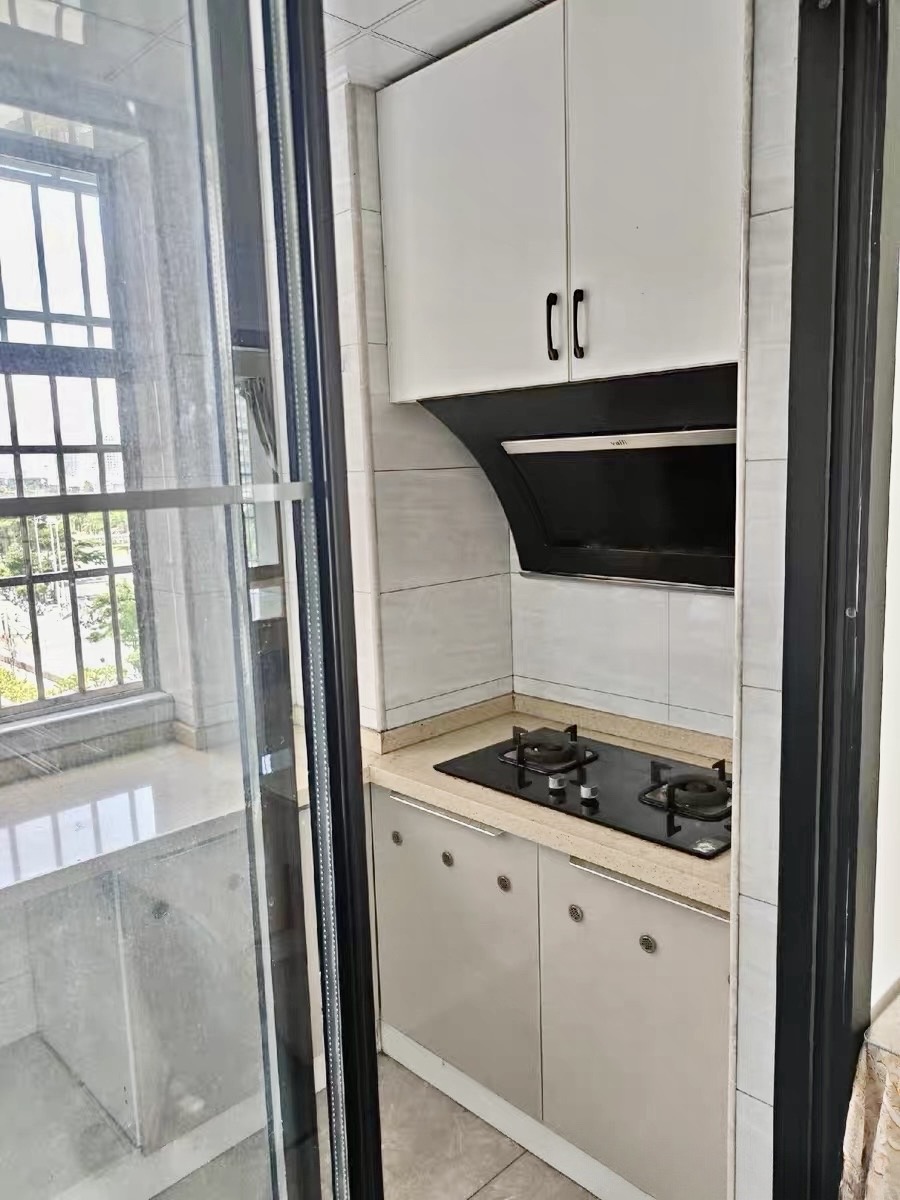 润龙花园 2室1厅1卫 3200.0元/月 润龙花园 2室1厅1卫 3200.0元/月室内图