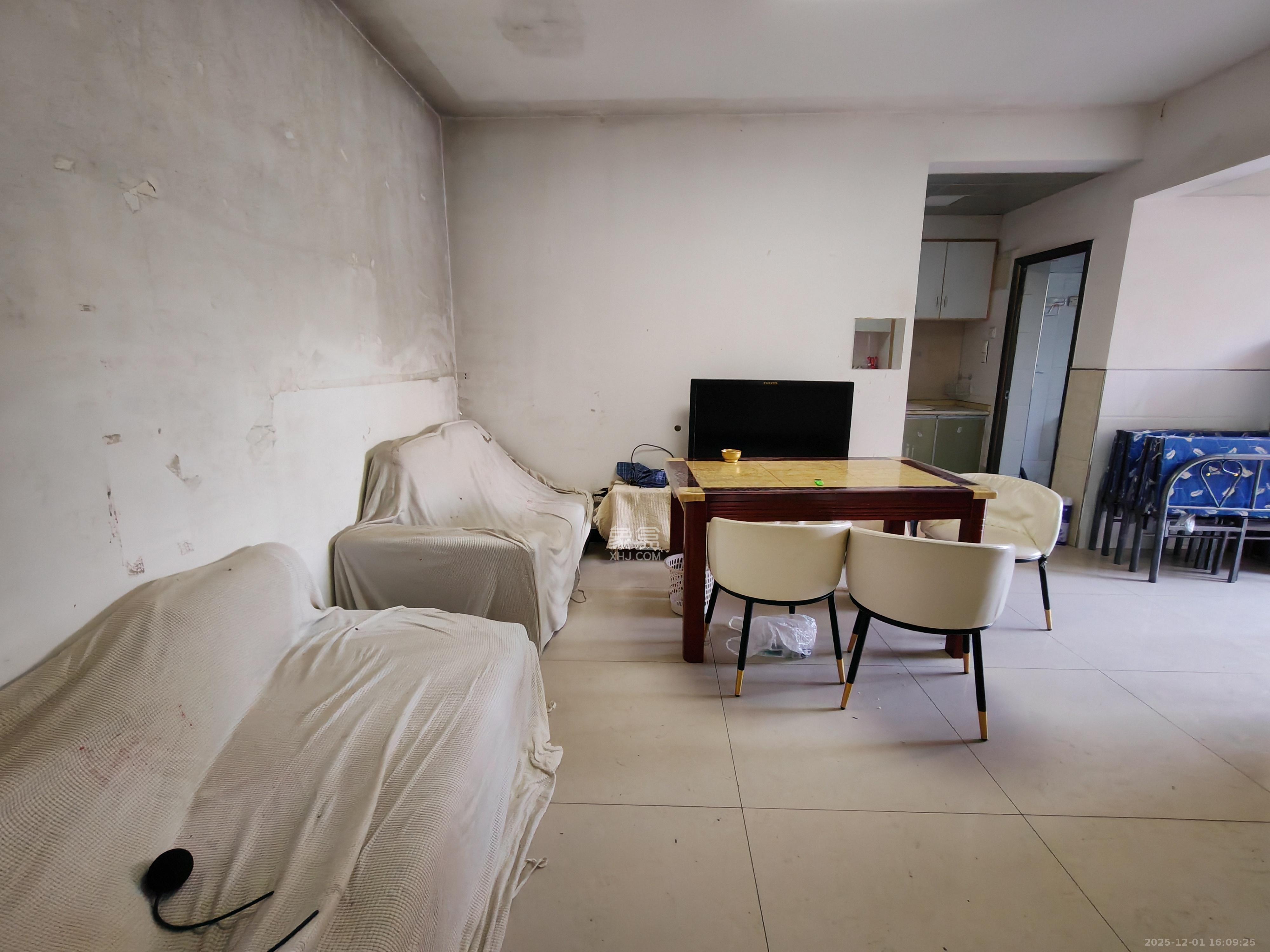 谷山庭院二期  2室2厅1卫    1300.0元/月室内图