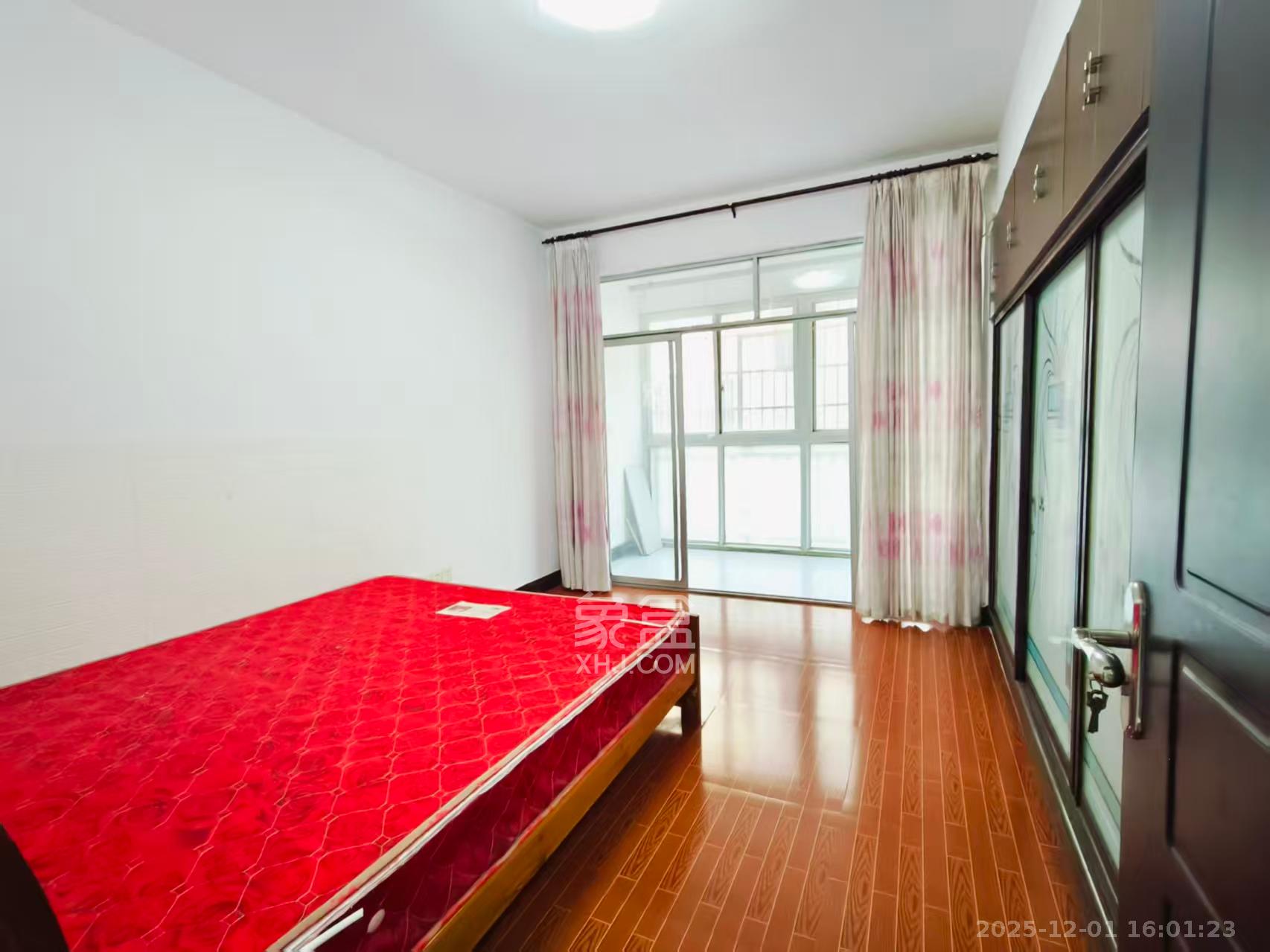 湘绣城  2室2厅1卫    1400.0元/月室内图