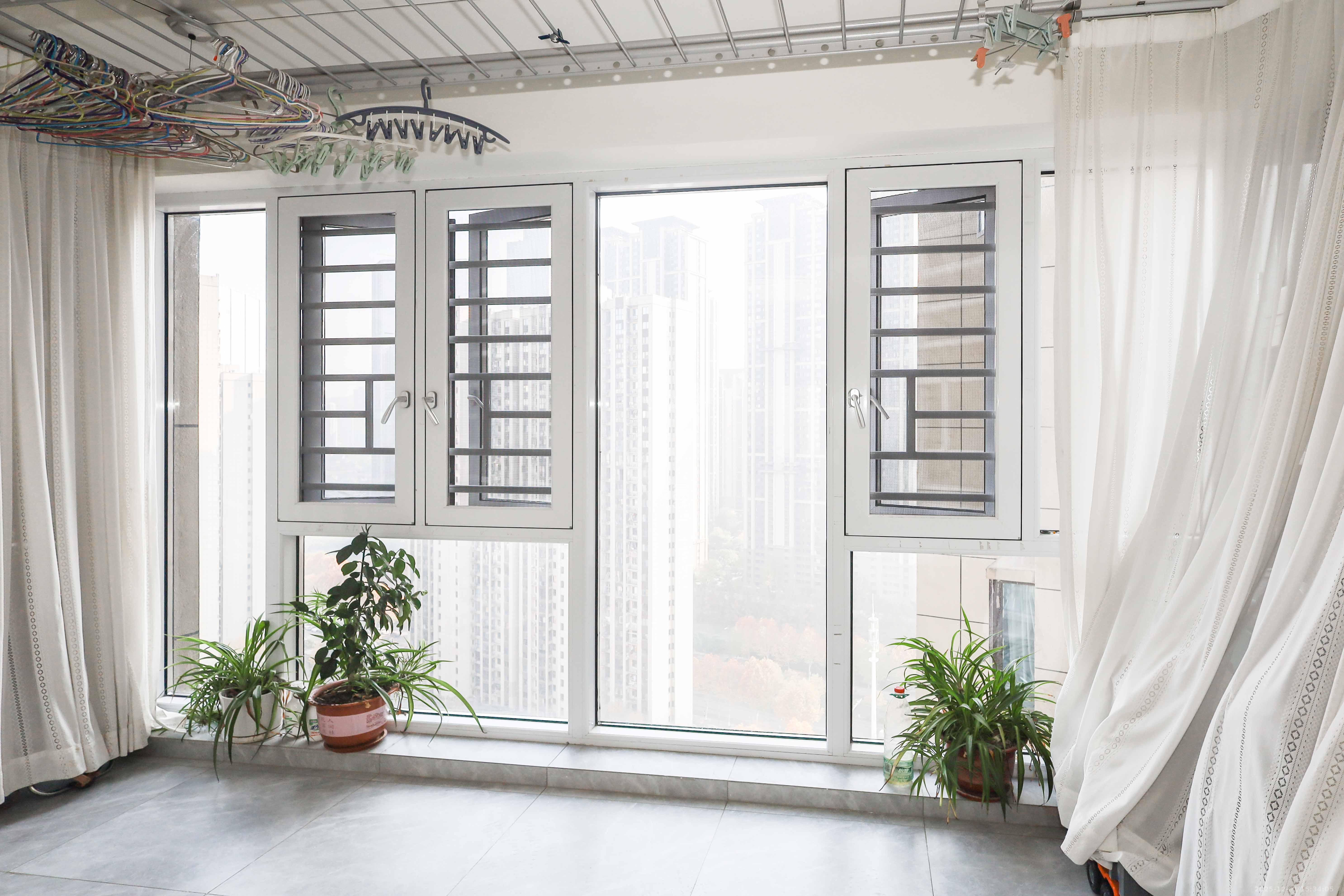 中国铁建梅溪青秀三期  4室2厅2卫    197.0万阳台