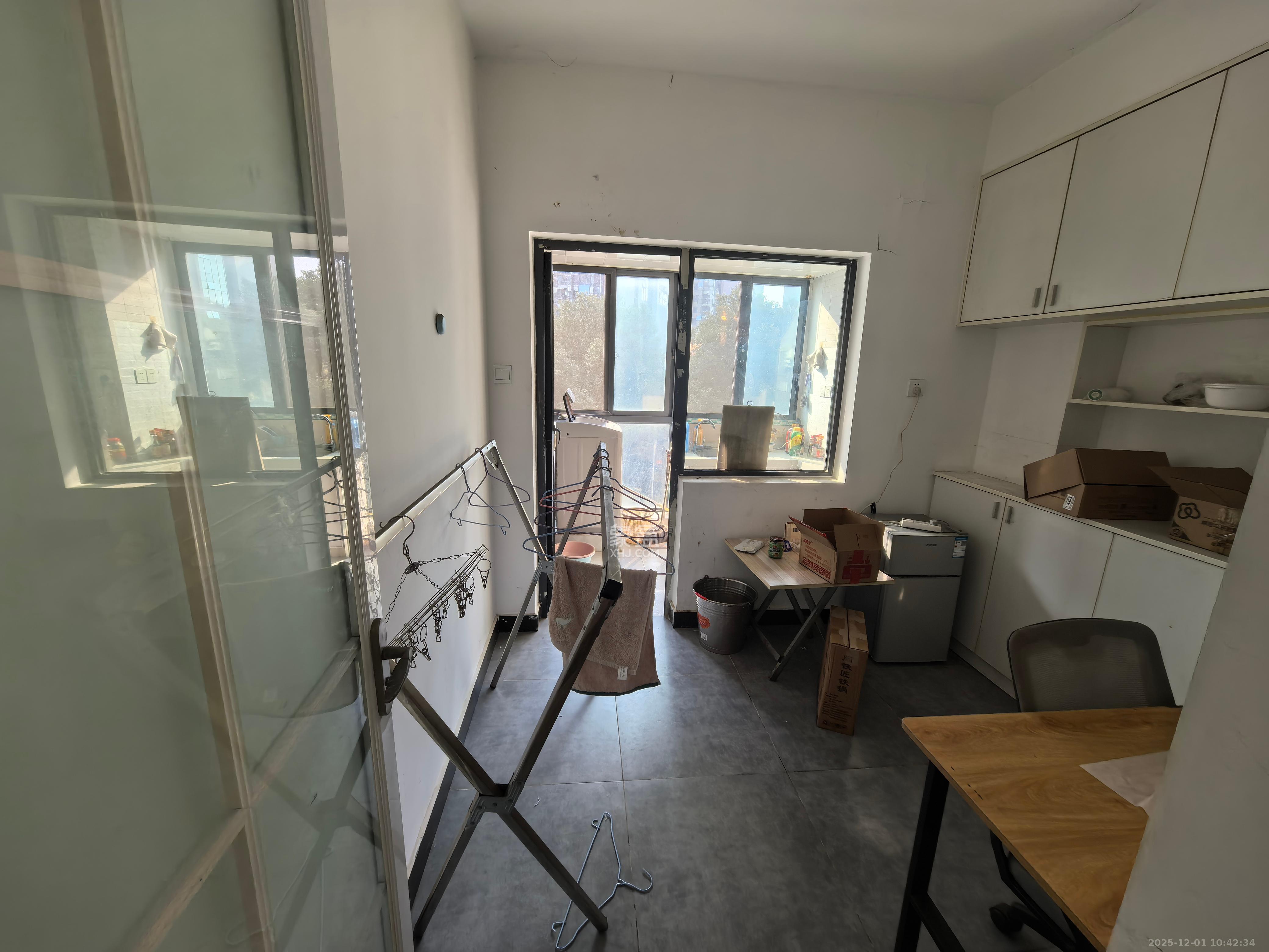 中信城市广场（中信新城一期）  1室1厅1卫    1000.0元/月室内图