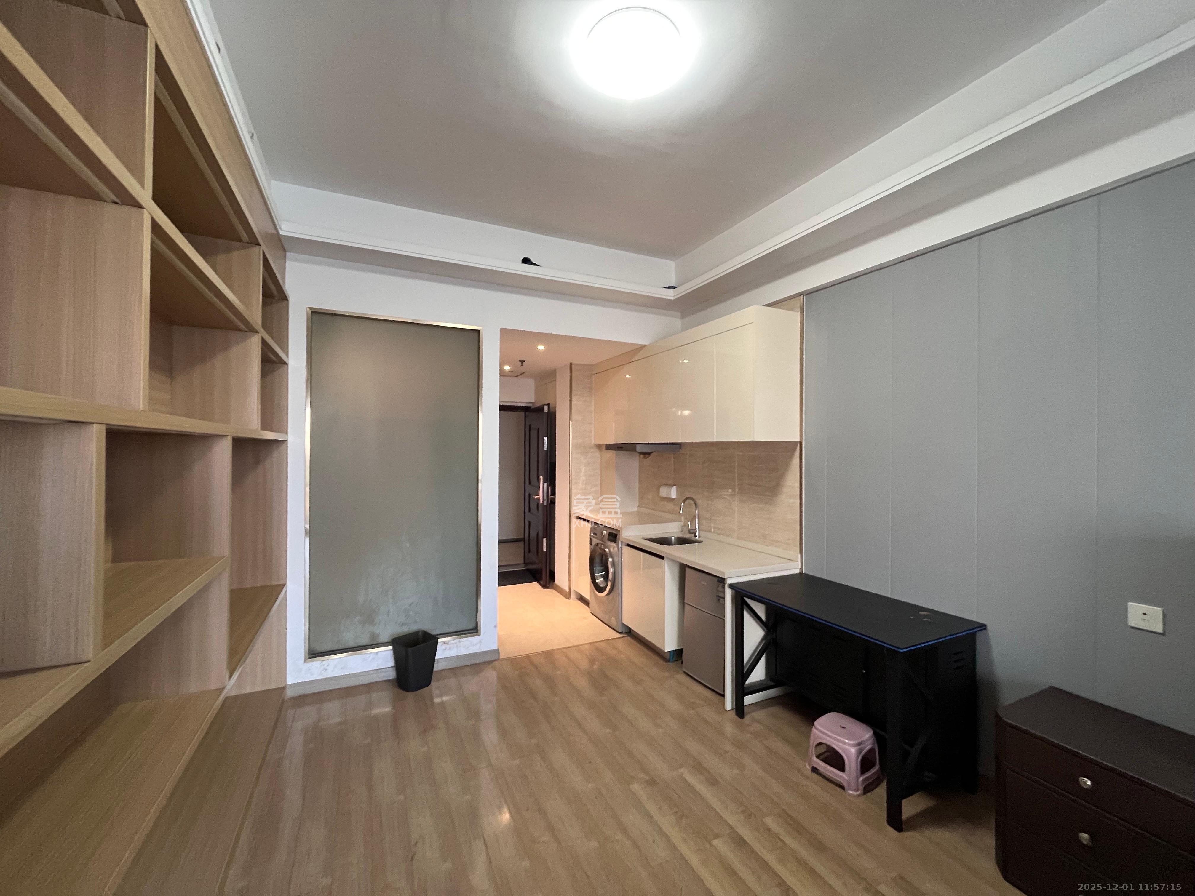 万润时光里 1室1厅1卫 1550.0元/月 万润时光里 1室1厅1卫 1550.0元/月室内图