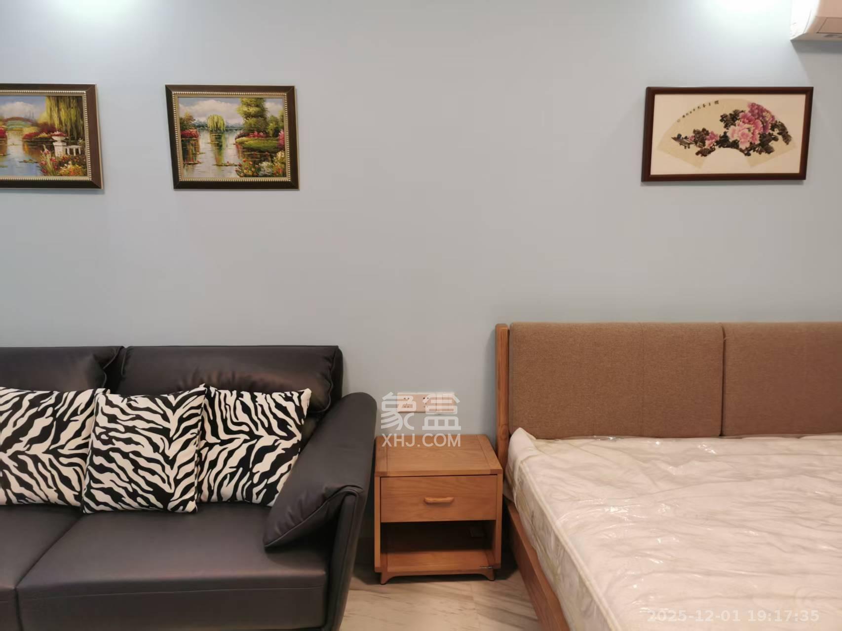 梅溪湖金茂湾  1室1厅1卫    1700.0元/月室内图