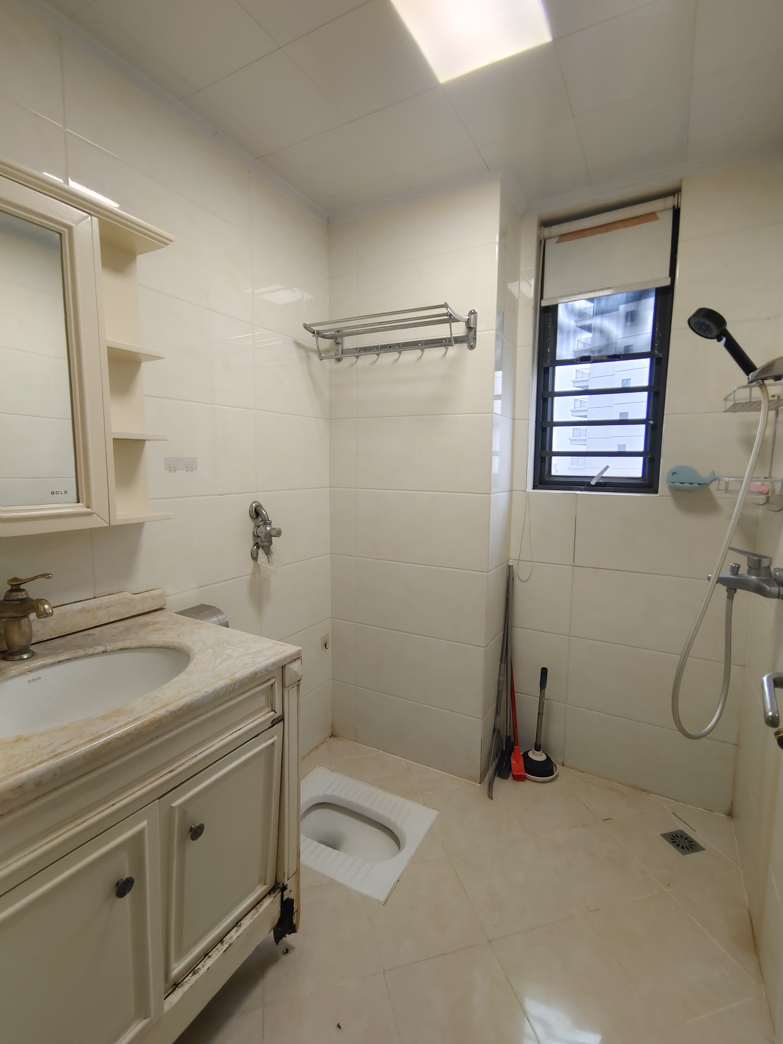 昌茂城邦  2室1厅1卫    2600.0元/月室内图