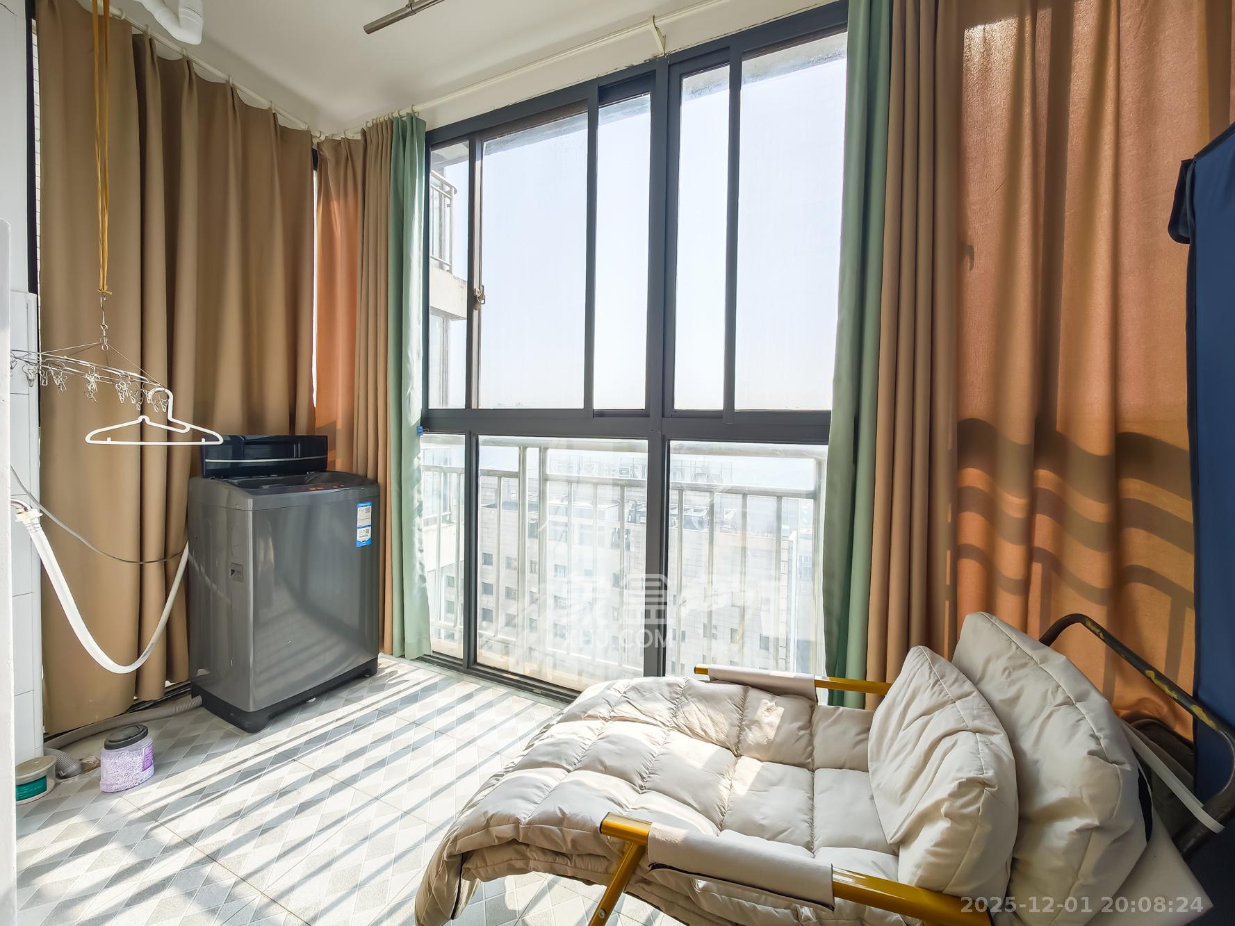 湘瑞嘉园 2室2厅1卫 50.0万 湘瑞嘉园 2室2厅1卫 50.0万阳台