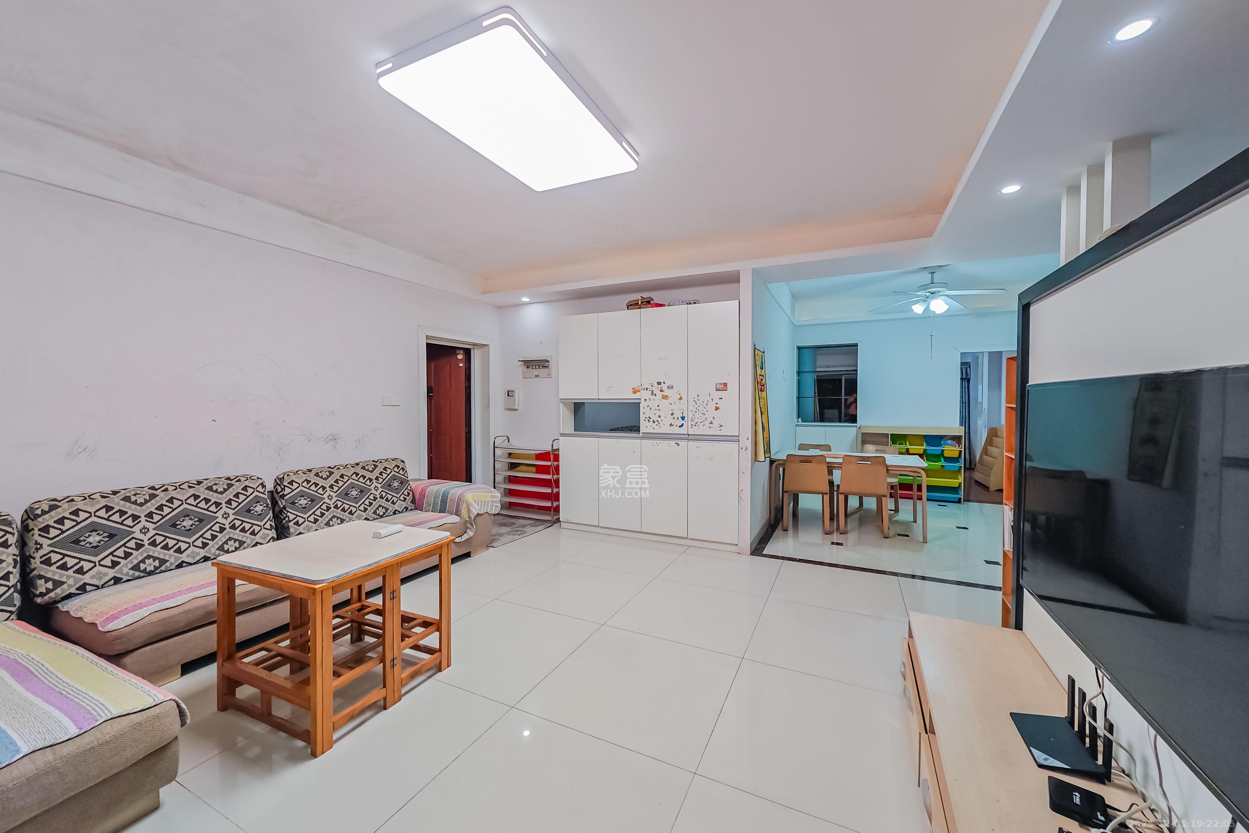 中城丽景香山园  3室2厅2卫    92.0万