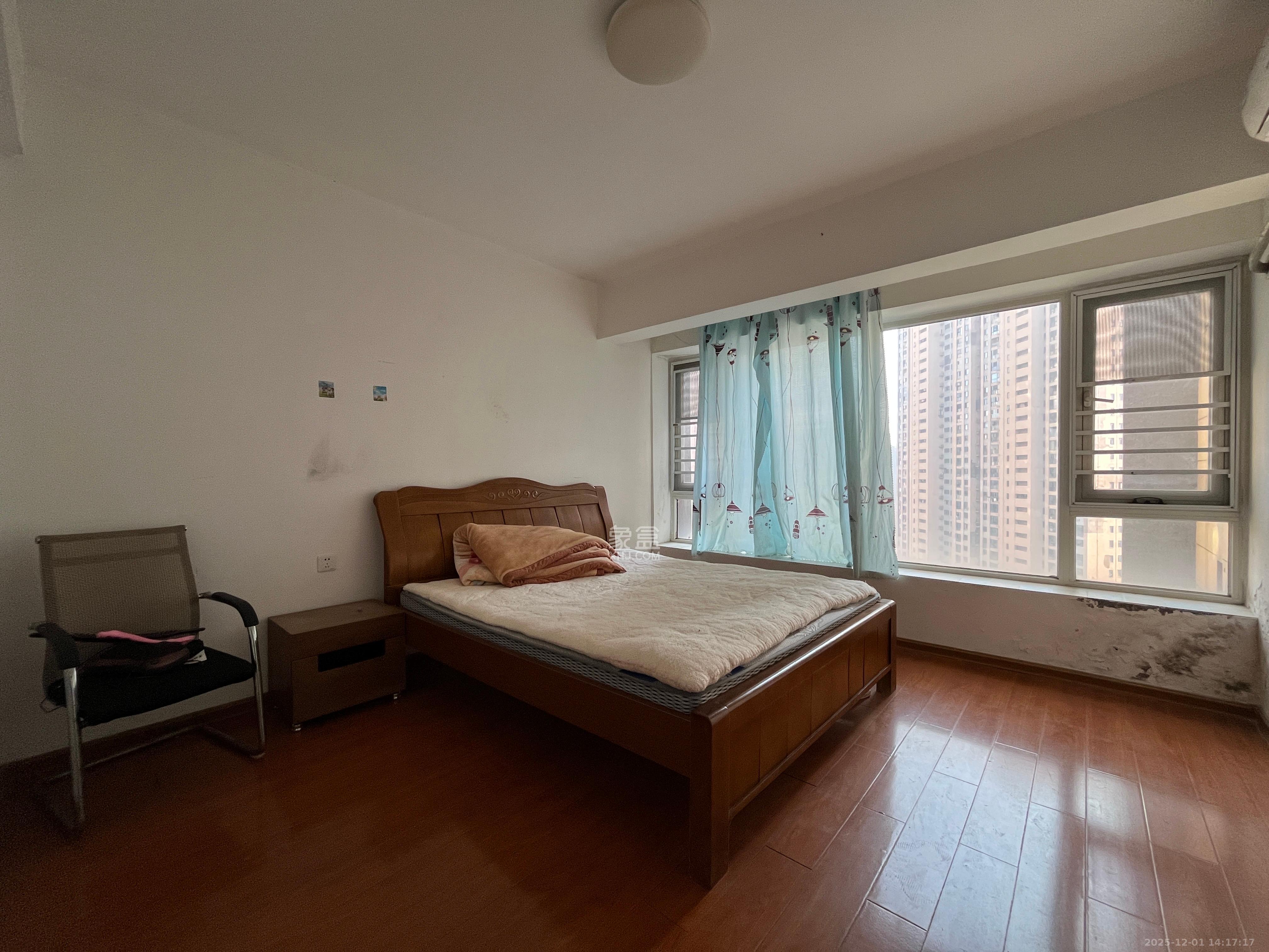 北辰三角洲E3区 3室2厅2卫 4500.0元/月 北辰三角洲E3区 3室2厅2卫 4500.0元/月室内图