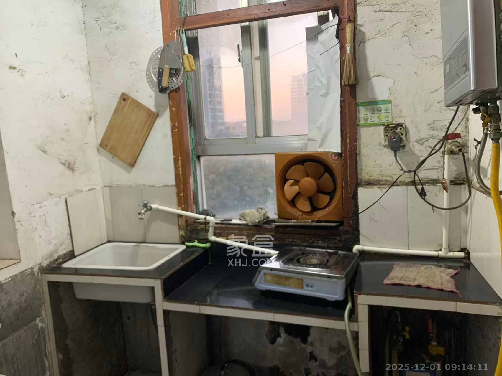 吉景小区 2室1厅1卫 1000.0元/月 吉景小区 2室1厅1卫 1000.0元/月室内图