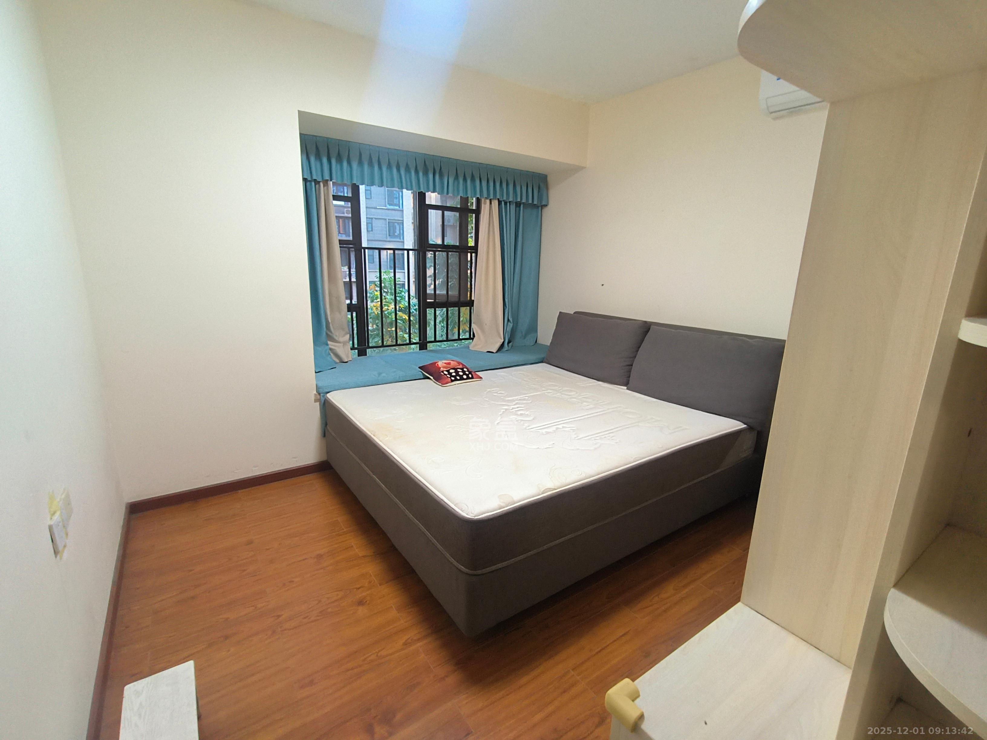 时代倾城二期  2室2厅1卫    1900.0元/月室内图