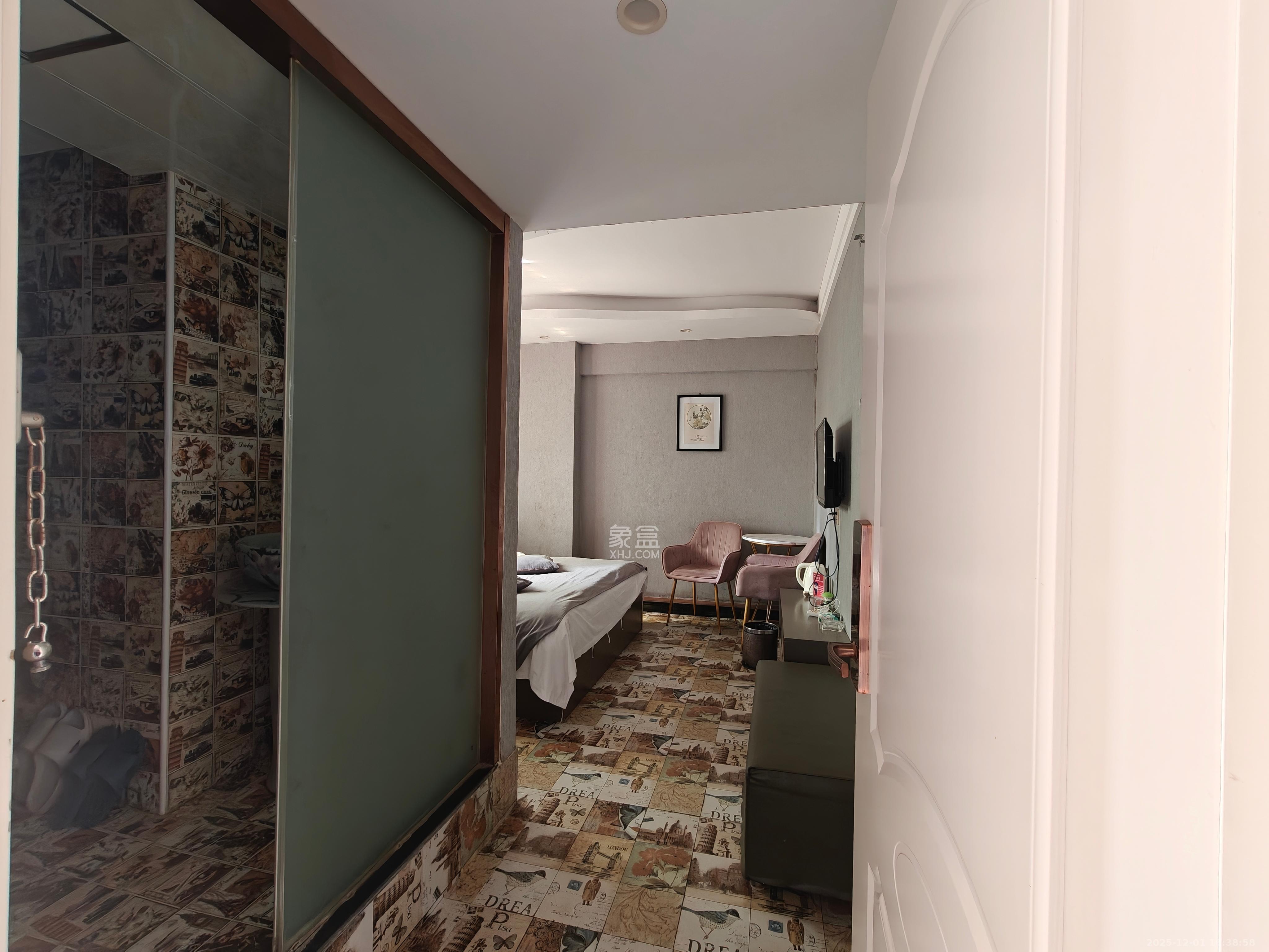 新大新 4室2厅2卫 20000.0元/月 新大新 4室2厅2卫 20000.0元/月室内图