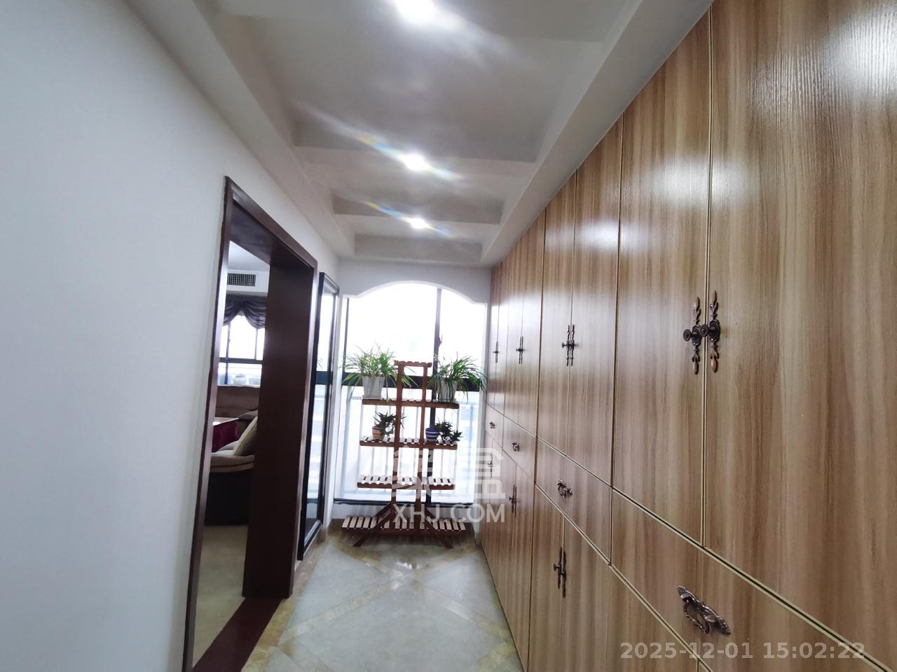 中建芙蓉嘉苑 3室2厅2卫 2800.0元/月 中建芙蓉嘉苑 3室2厅2卫 2800.0元/月室内图