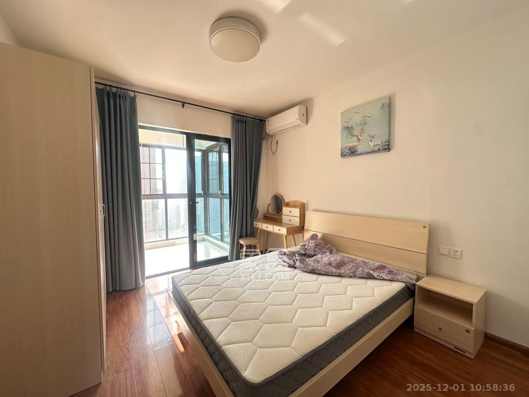 保利大都汇一期、二期  4室2厅2卫    3300.0元/月室内图