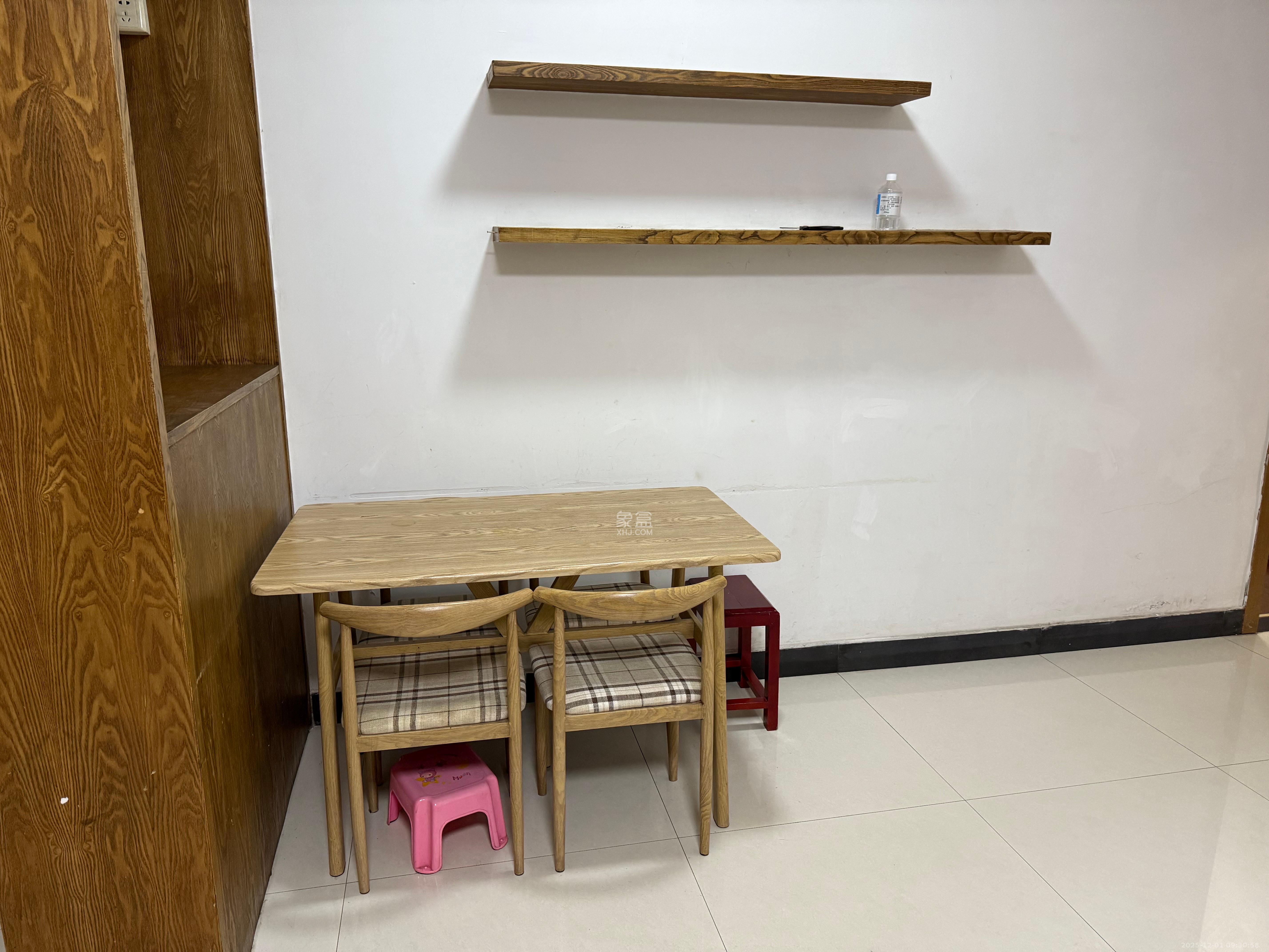 水岸天际(一期、二期) 2室2厅1卫 1800.0元/月 水岸天际(一期、二期) 2室2厅1卫 1800.0元/月室内图