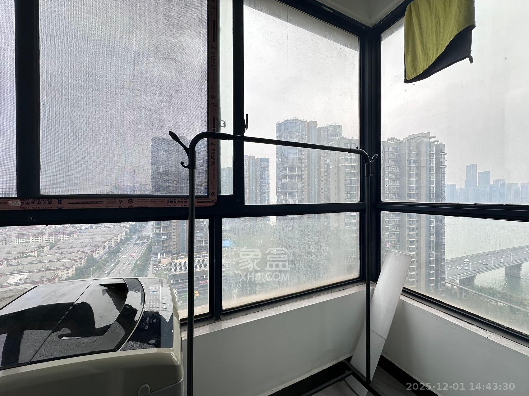 湘江世纪城悦江苑  1室1厅1卫    1800.0元/月室内图