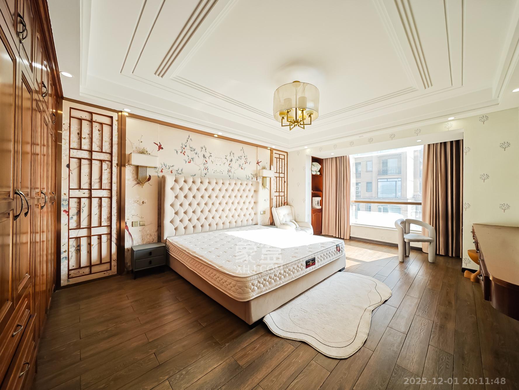 楚天逸品 5室2厅4卫 328.0万 楚天逸品 5室2厅4卫 328.0万卧室