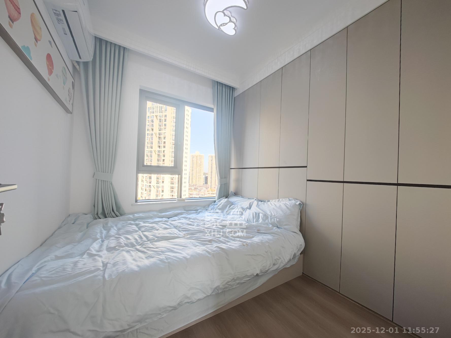 卓越蔚蓝城邦 3室2厅2卫 108.0万 卓越蔚蓝城邦 3室2厅2卫 108.0万卧室