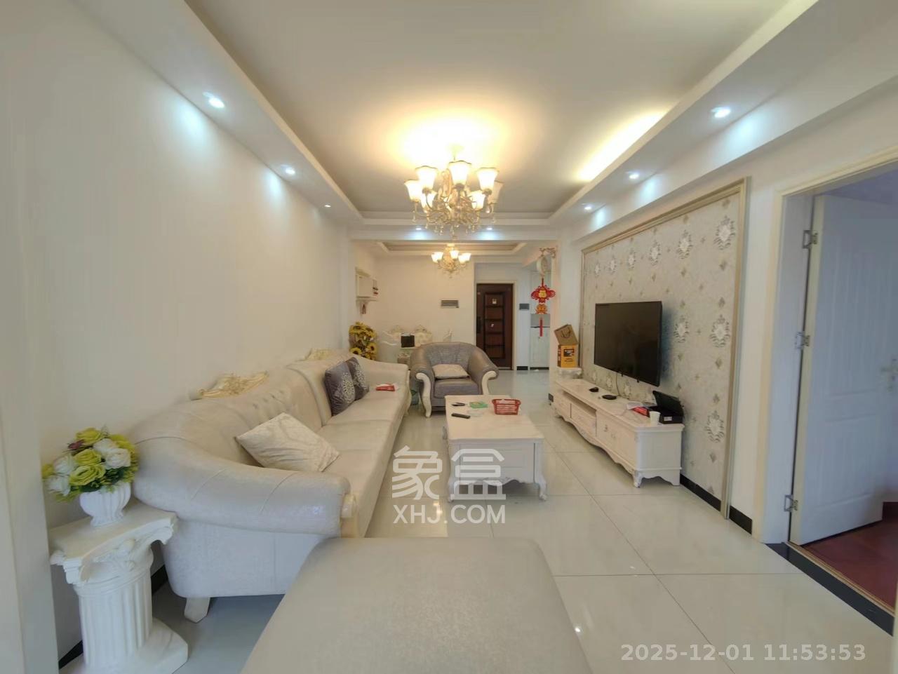 嘉福长安郡(融信澜悦、嘉福好美家园) 2室2厅1卫 2300.0元/月 嘉福长安郡(融信澜悦、嘉福好美家园) 2室2厅1卫 2300.0元/月室内图