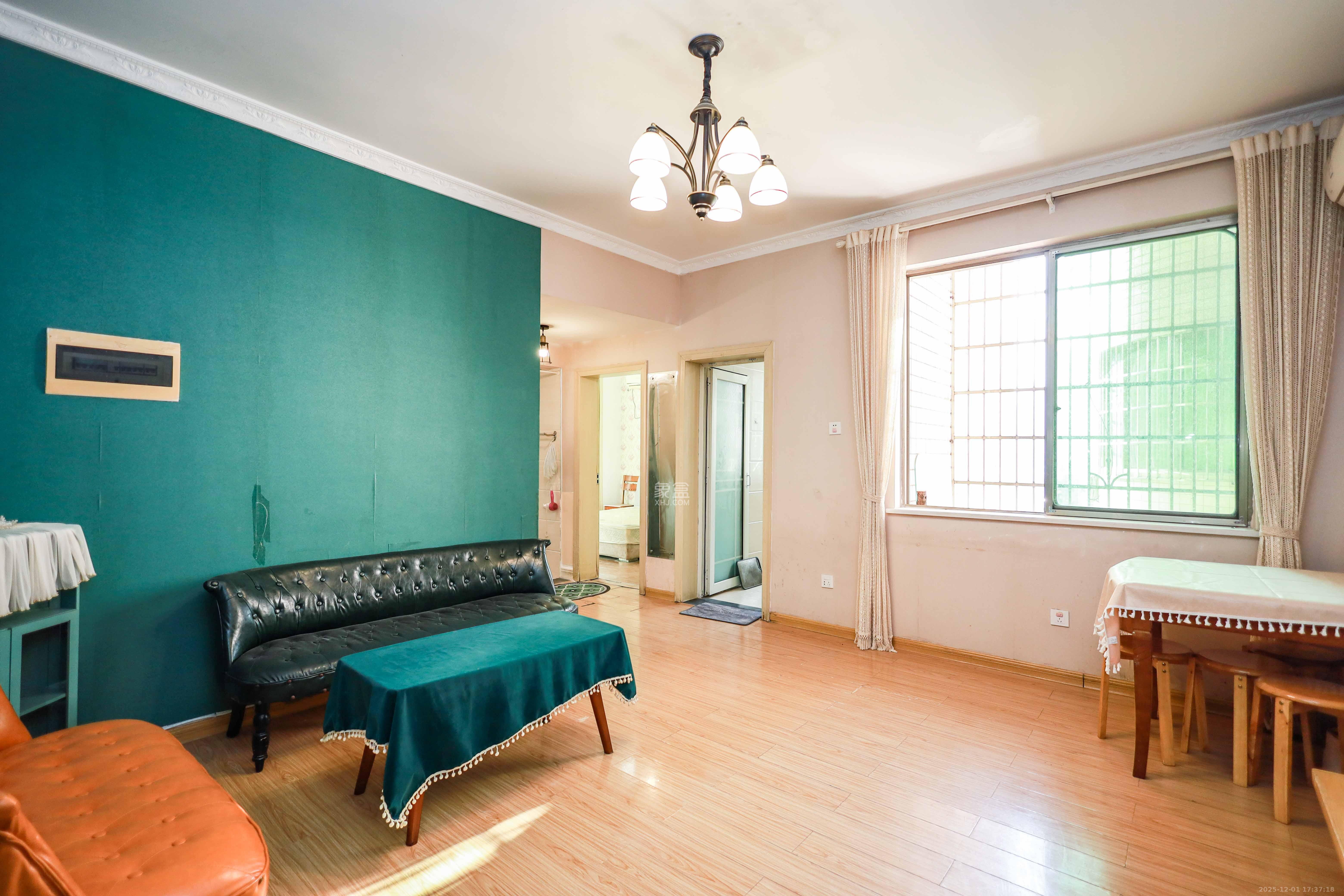 时代天骄 2室2厅2卫 46.0万 时代天骄 2室2厅2卫 46.0万客厅