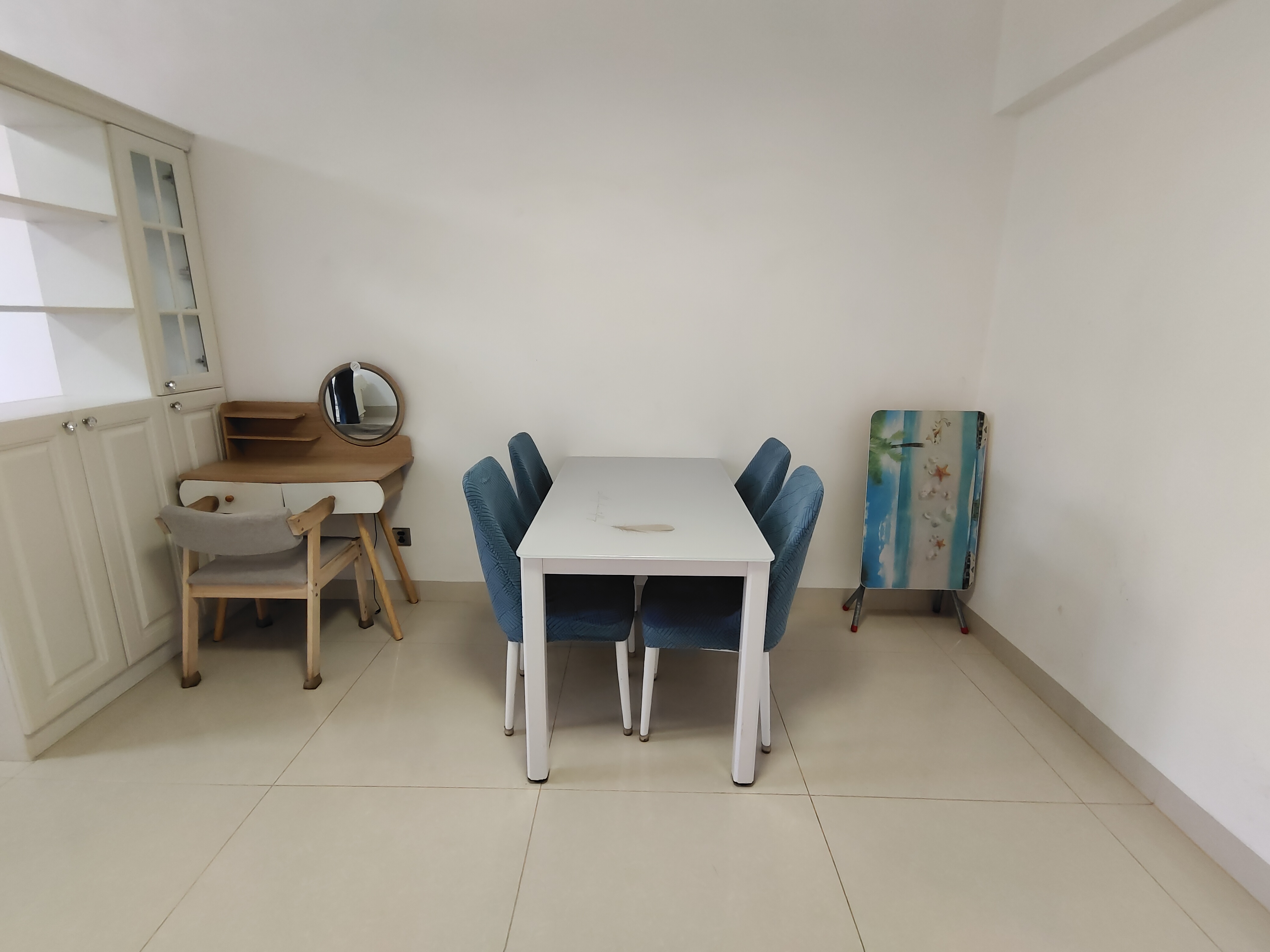 昌茂城邦  2室1厅1卫    2600.0元/月室内图