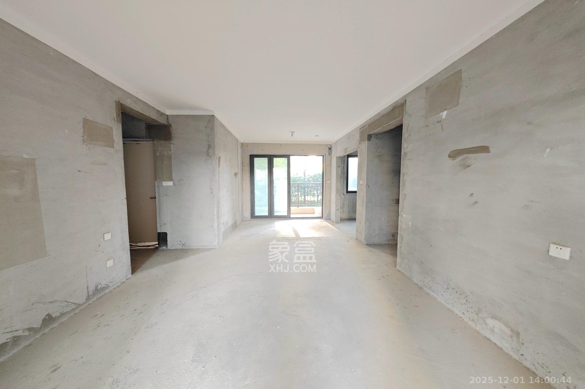 保利大都汇一期、二期  4室2厅2卫    130.0万