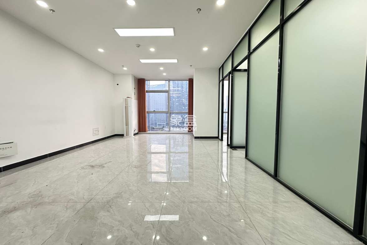 奥克斯滨仕花园(奥克斯洋湖广场/奥克斯中心) 3室2厅2卫 6600.0元/月 奥克斯滨仕花园(奥克斯洋湖广场/奥克斯中心) 3室2厅2卫 6600.0元/月室内图