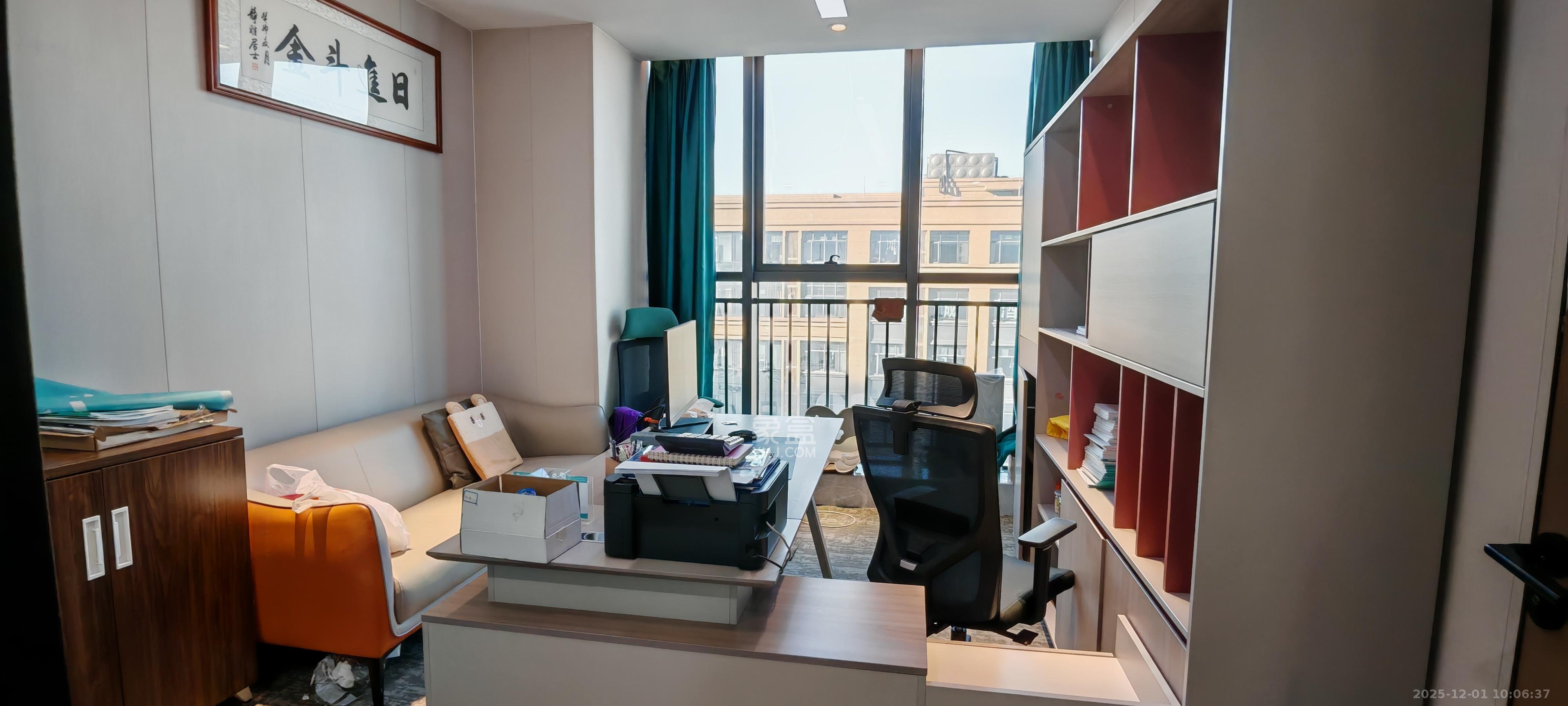 铭诚绿谷智慧产业园   737.0㎡      29480.0元/月室内图