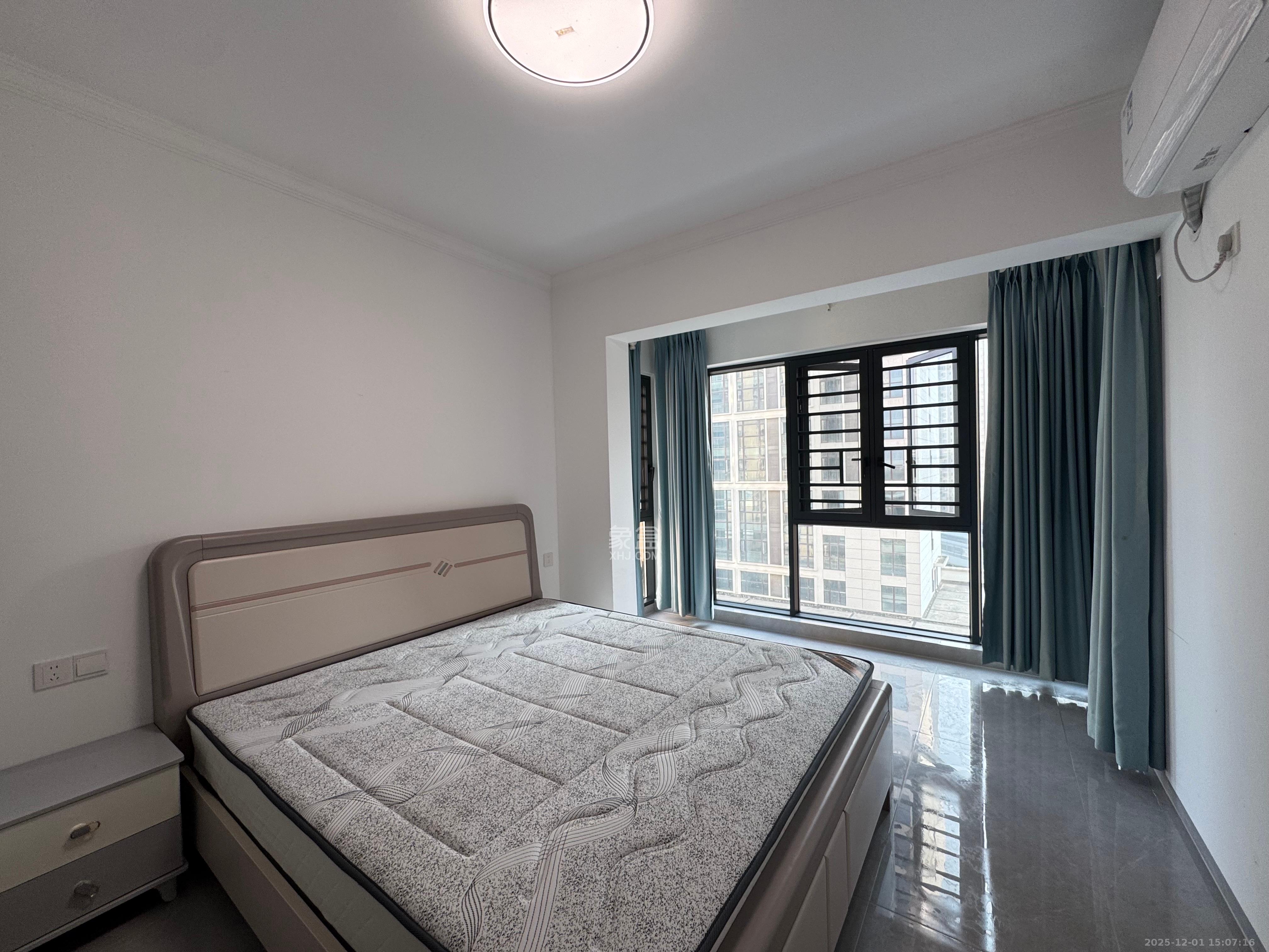 和景家园一期 3室1厅1卫 2400.0元/月 和景家园一期 3室1厅1卫 2400.0元/月室内图