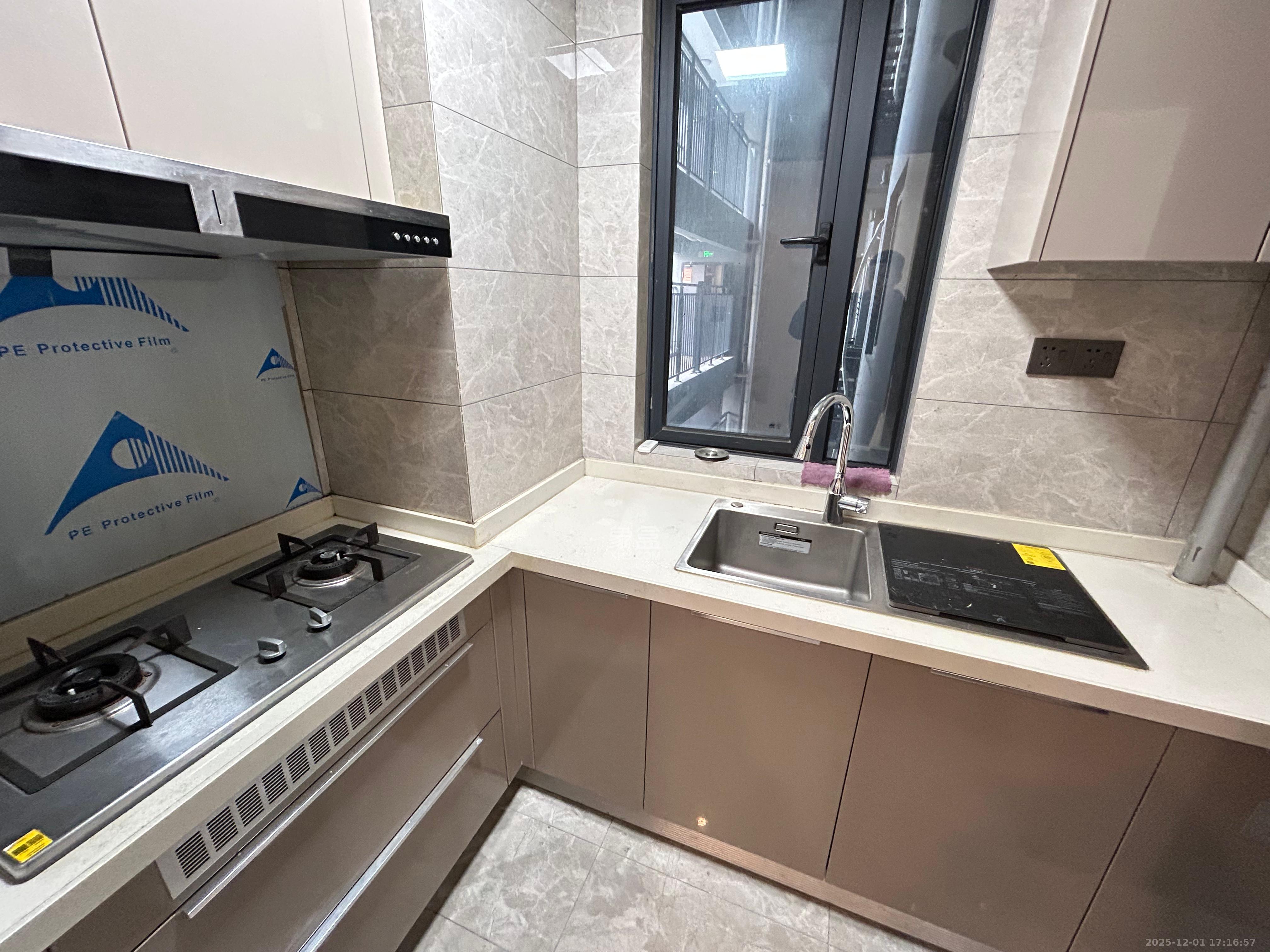 梅溪悦章 3室2厅2卫 3200.0元/月 梅溪悦章 3室2厅2卫 3200.0元/月室内图