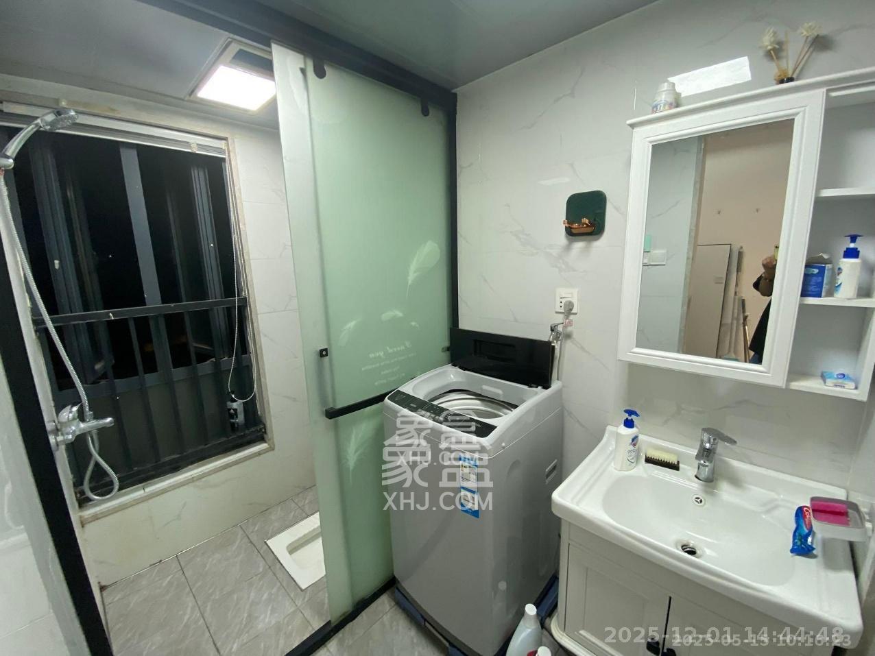 中建芙蓉嘉苑  1室1厅1卫    1200.0元/月