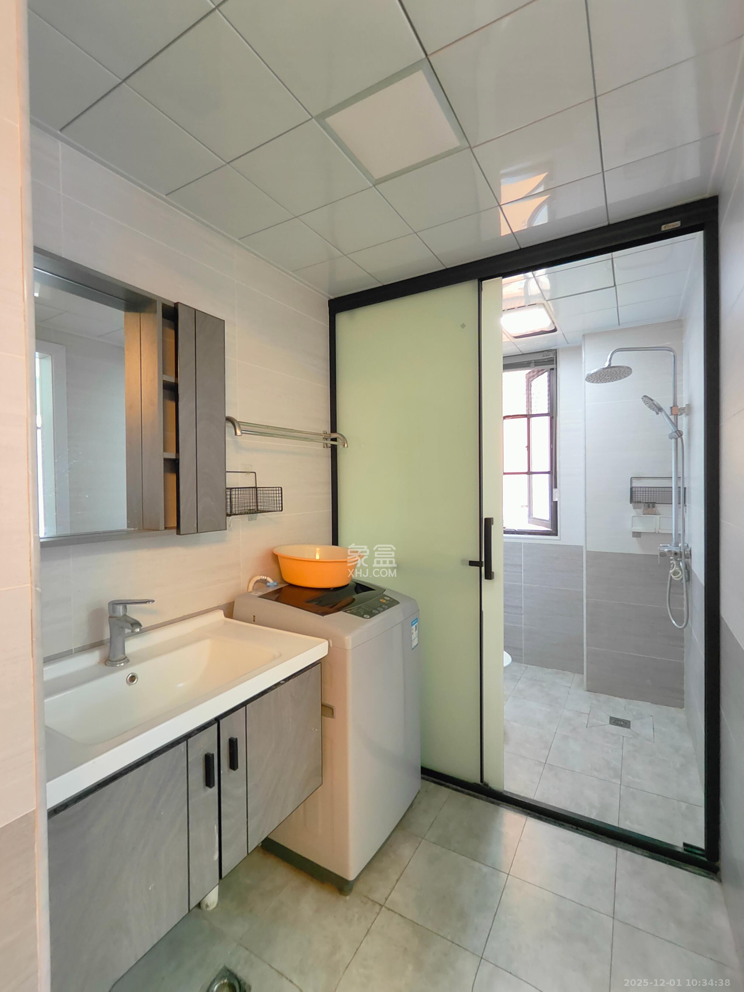 勤诚达境界城  3室2厅1卫    1900.0元/月